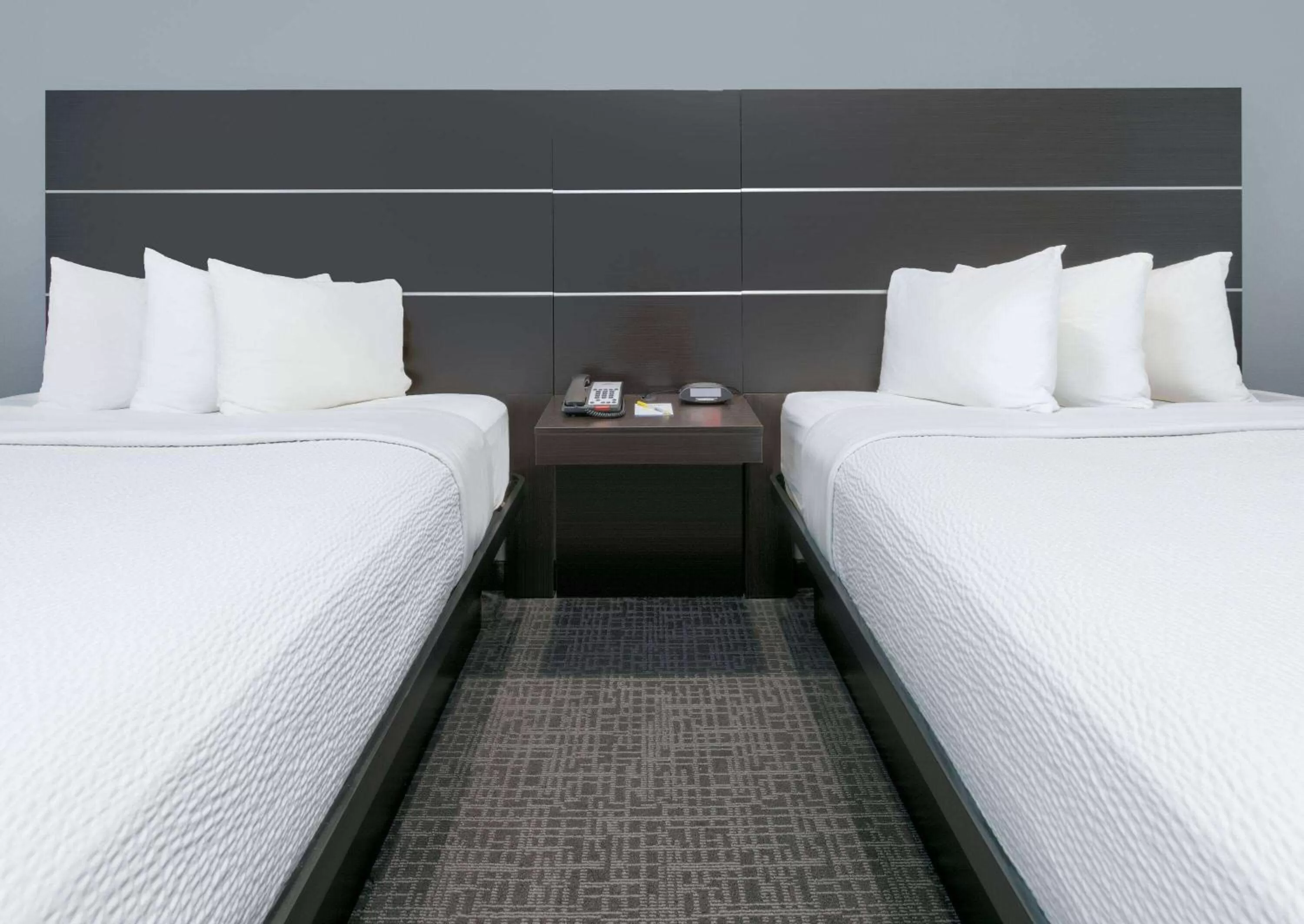 Photo of the whole room, Bed in Days Inn by Wyndham Zachary LA