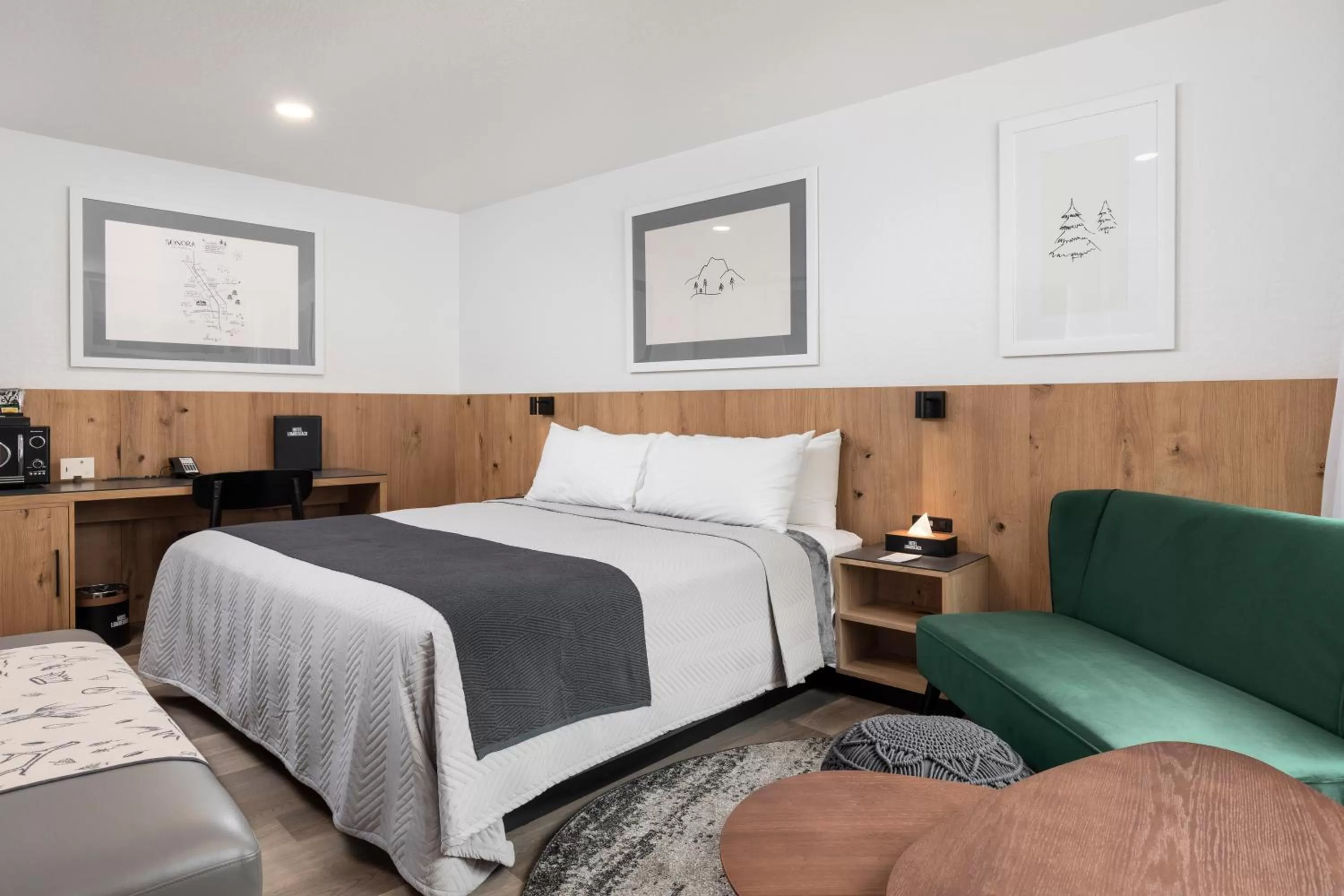 Bed in Hotel Lumberjack - Sonora