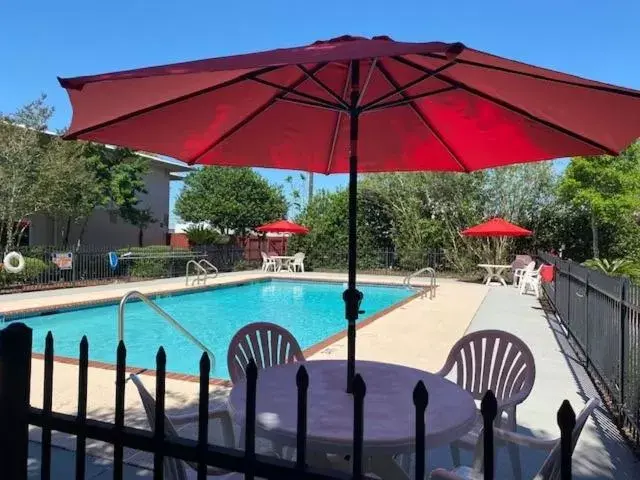 Pool view in Ramada by Wyndham Luling Pool view in Ramada by Wyndham Luling
