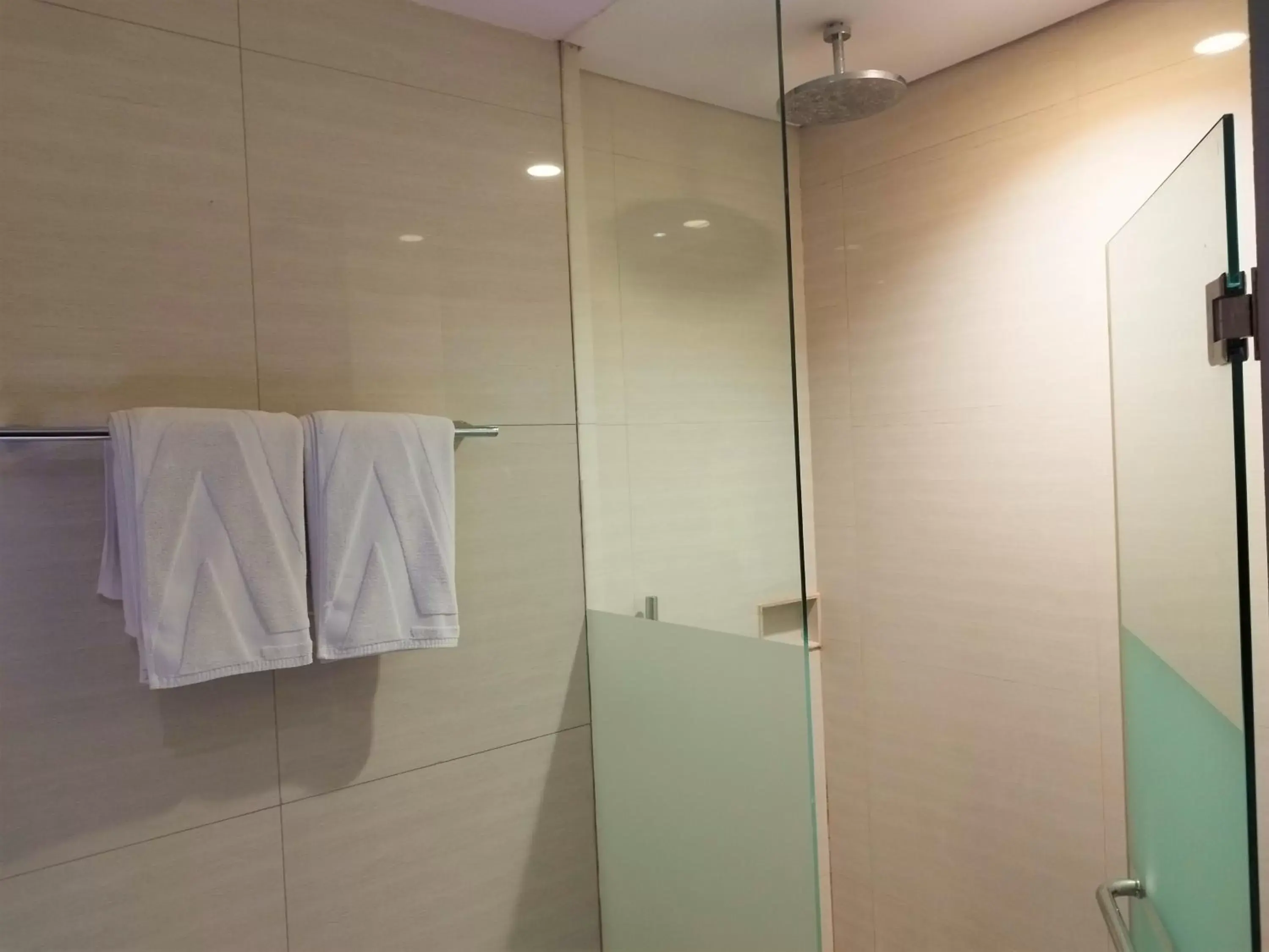 Bathroom in AONE Hotel