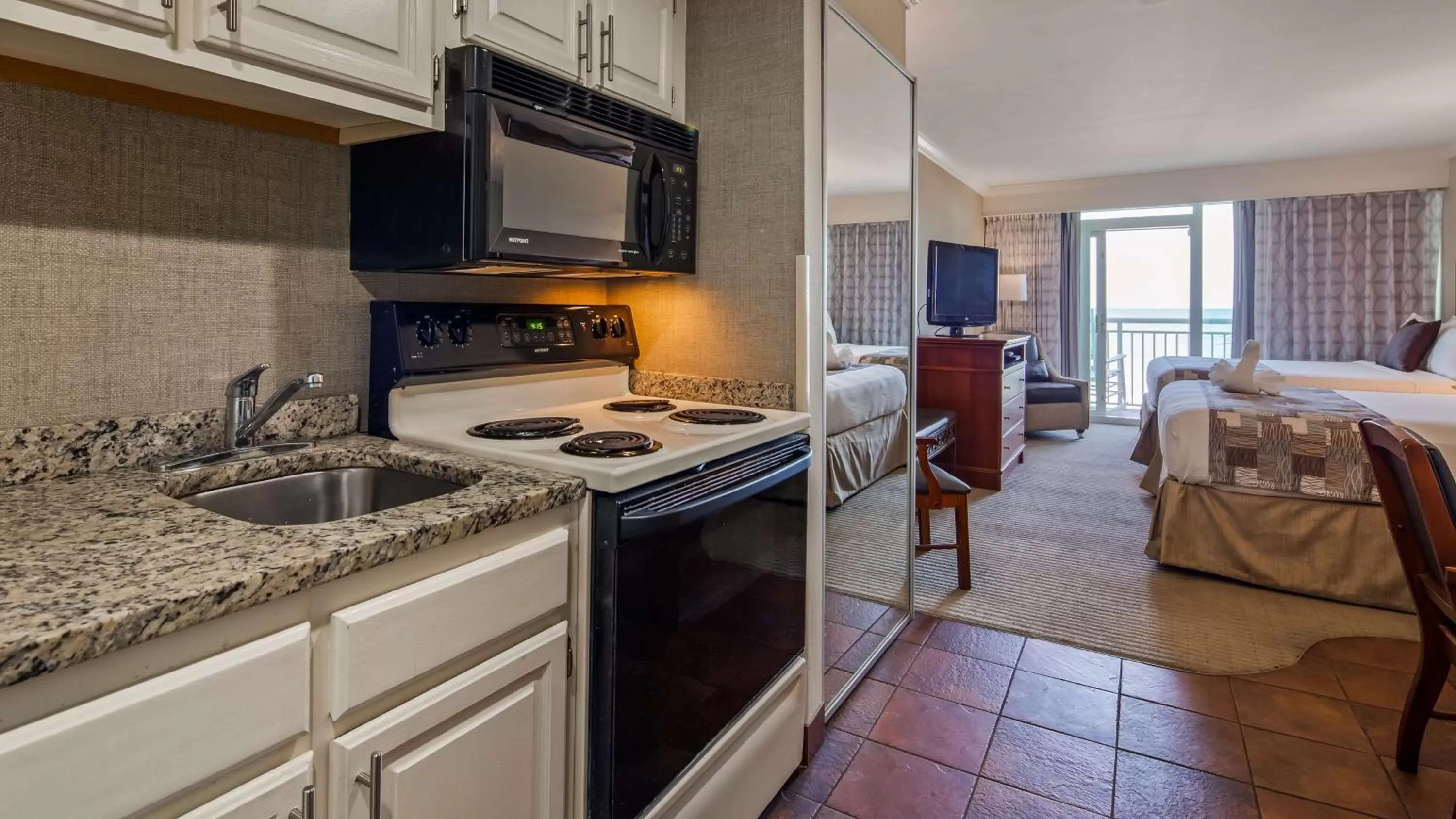 Other, Bed in The Sandbar Hotel, Trademark Collection by Wyndham