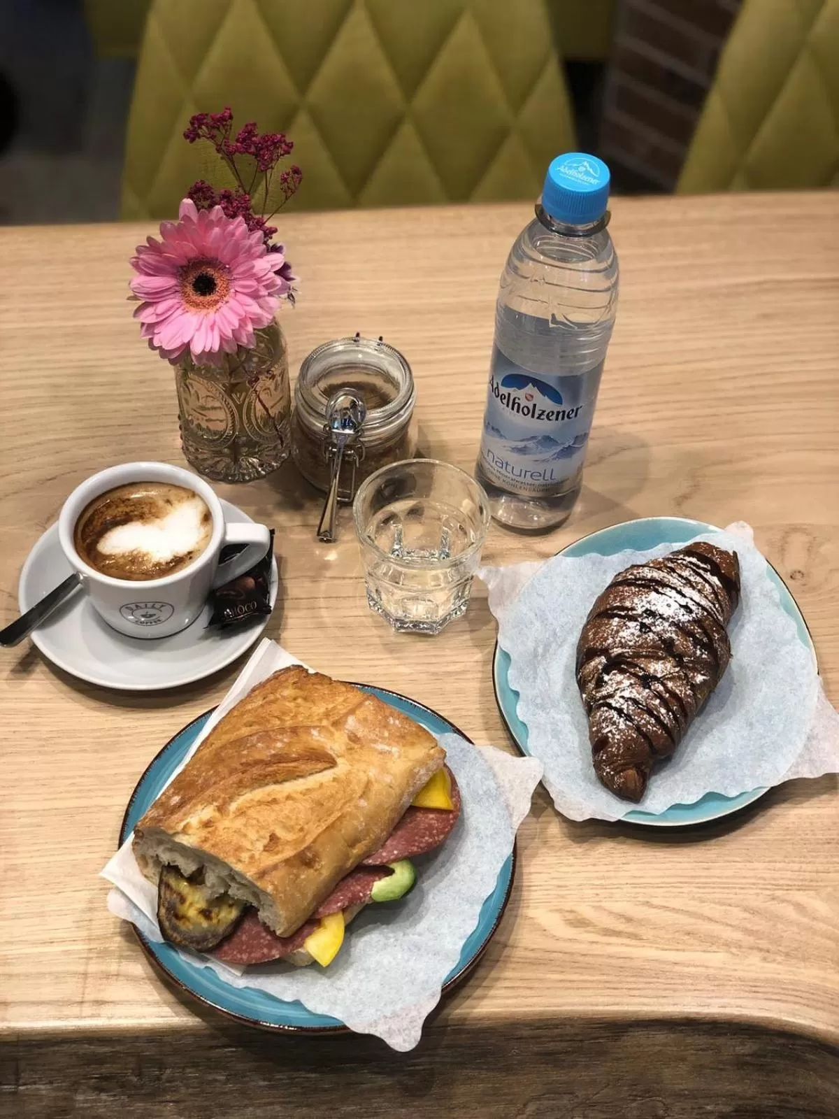 Food and drinks in Bayer's Boardinghouse und Hotel