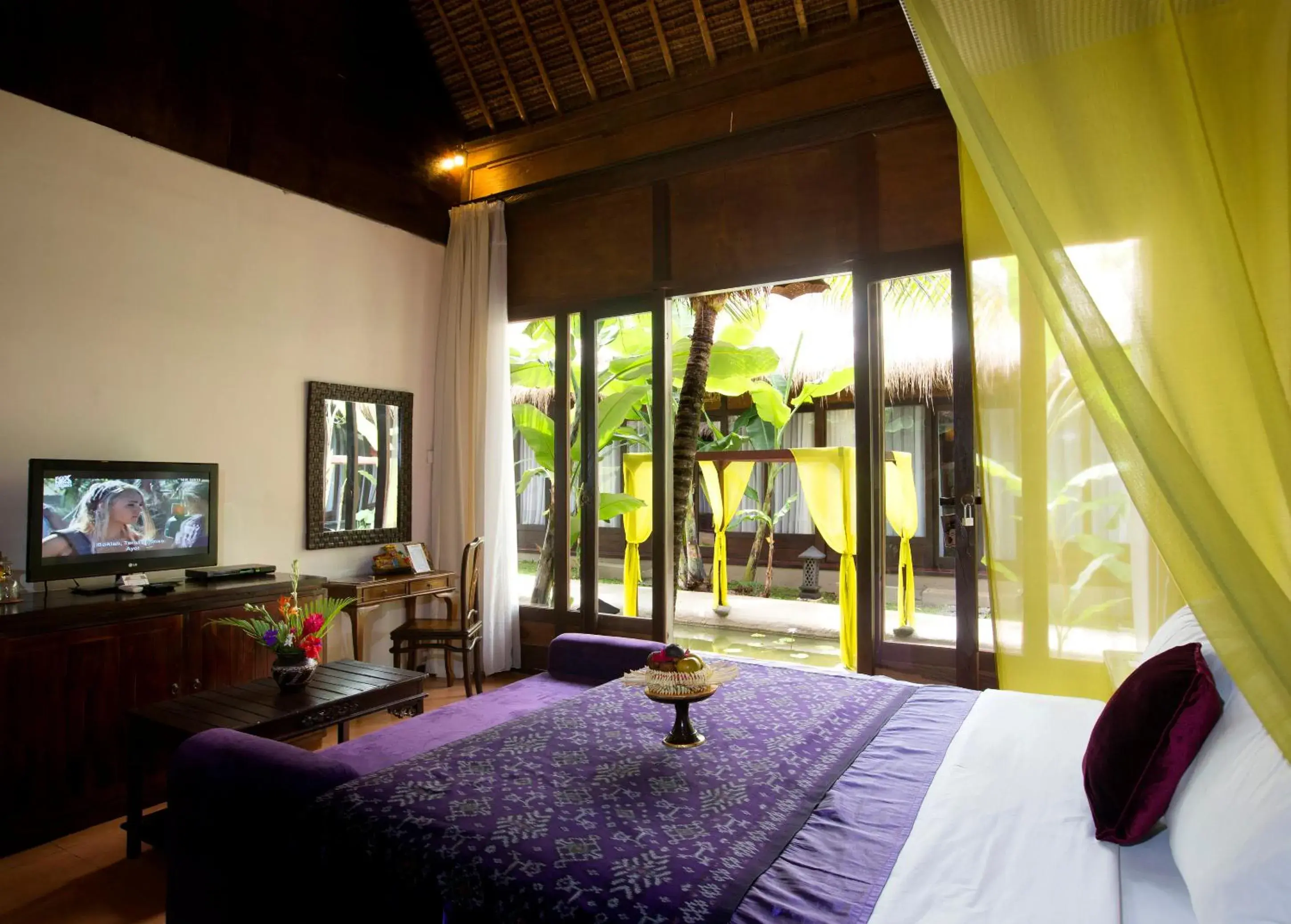 Bedroom in The Mansion Resort Hotel & Spa