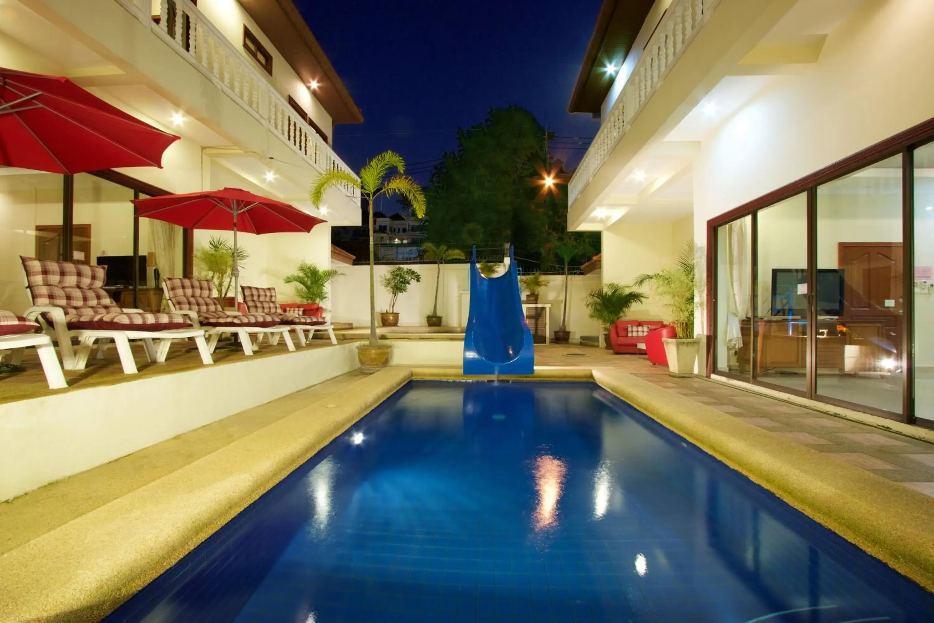 Swimming Pool in Avoca Pool Villas