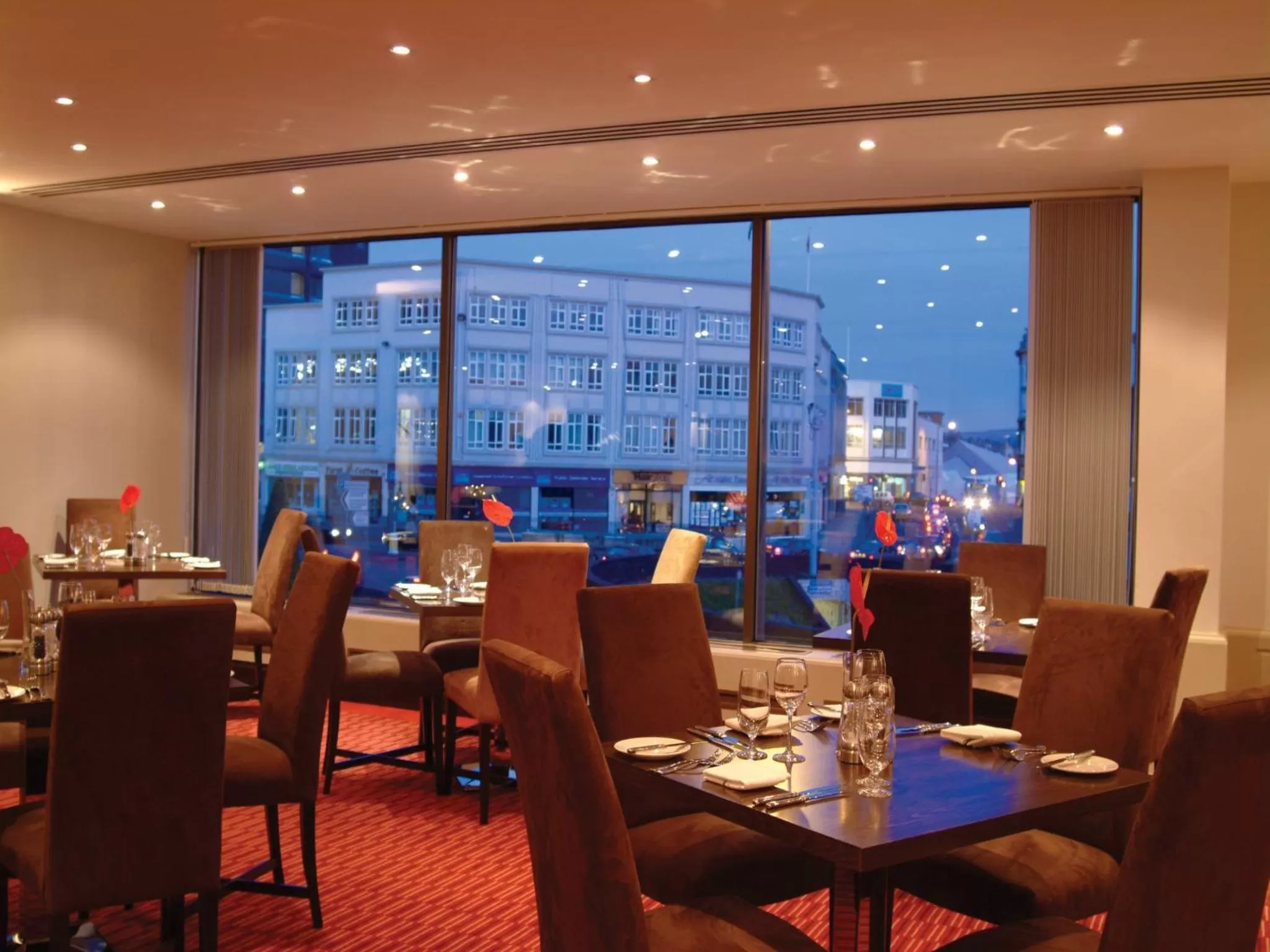 Restaurant/places to eat in The Dragon Hotel