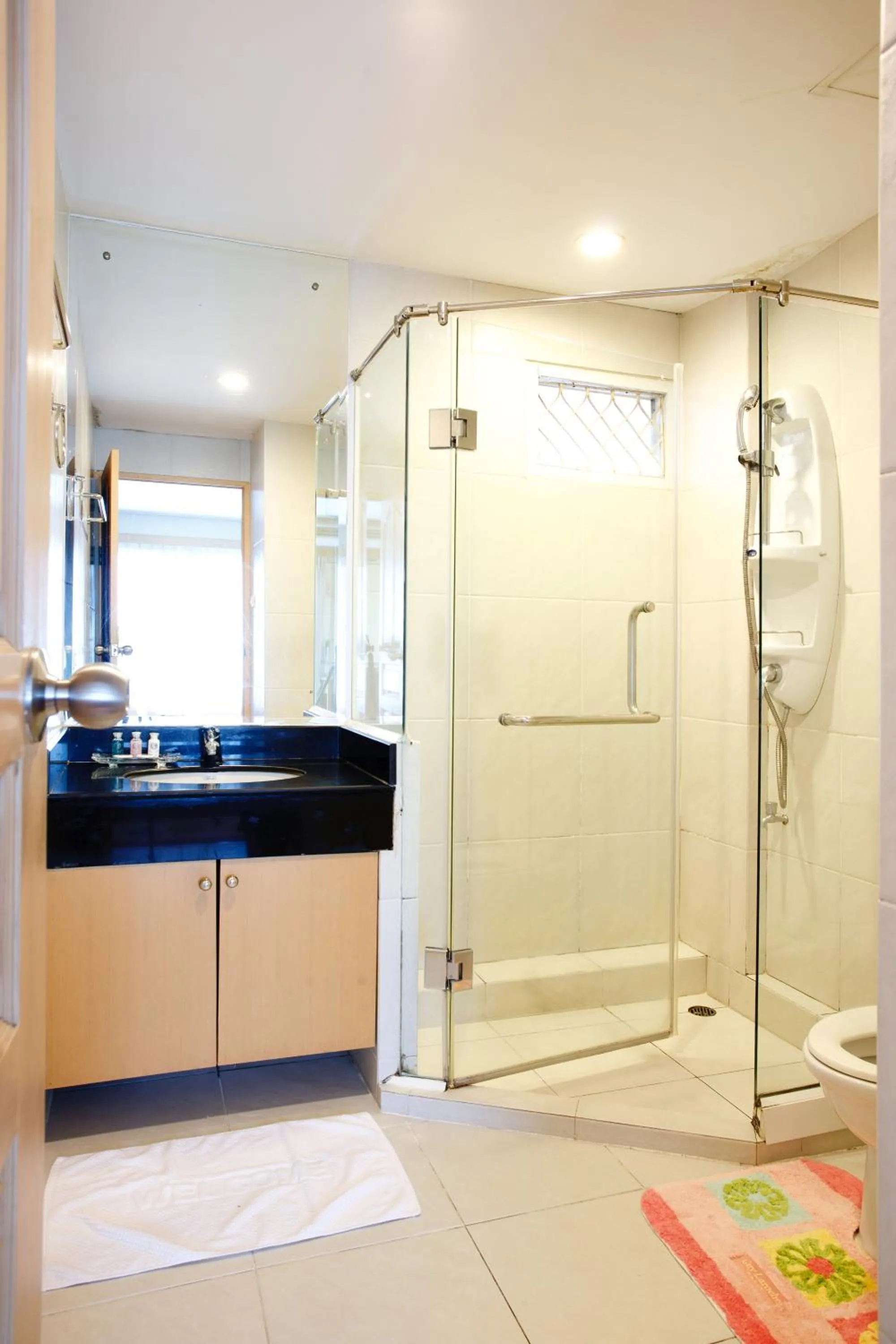 Bathroom in Chaidee Mansion