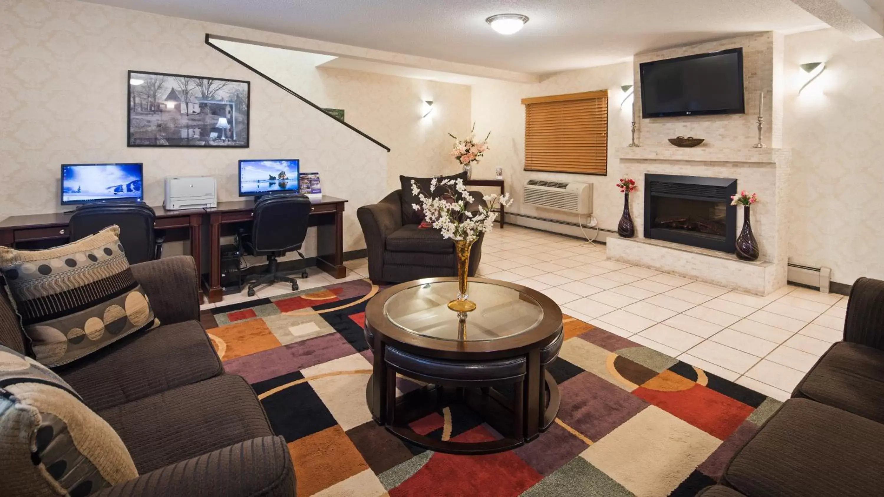 Lobby or reception, Seating Area in Best Western New Baltimore Inn