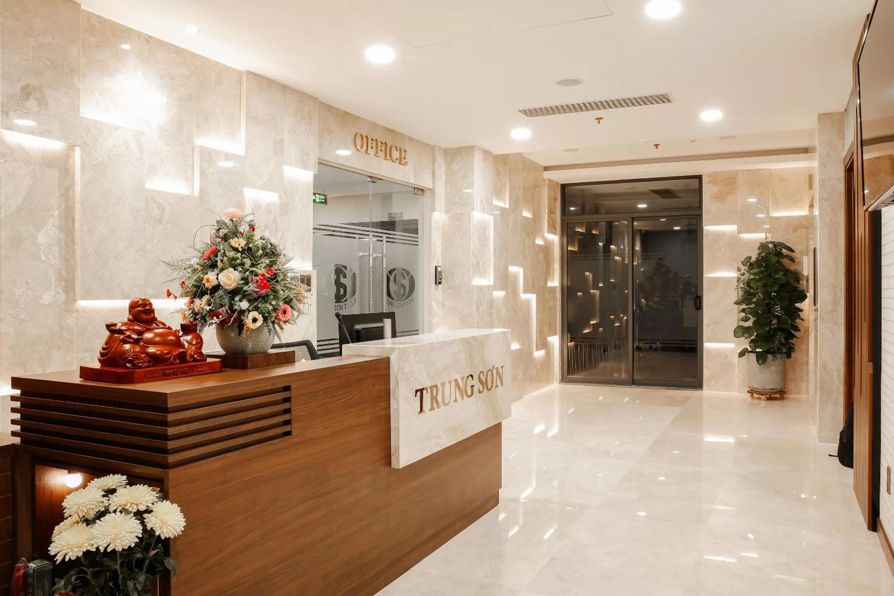 Lobby or reception in DHTS Business Hotel & Apartment