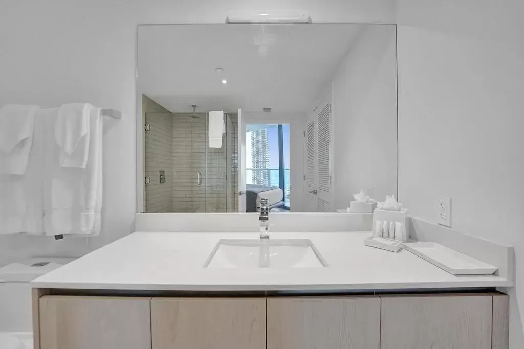 Bathroom in Amazing Apartments at H Beach House