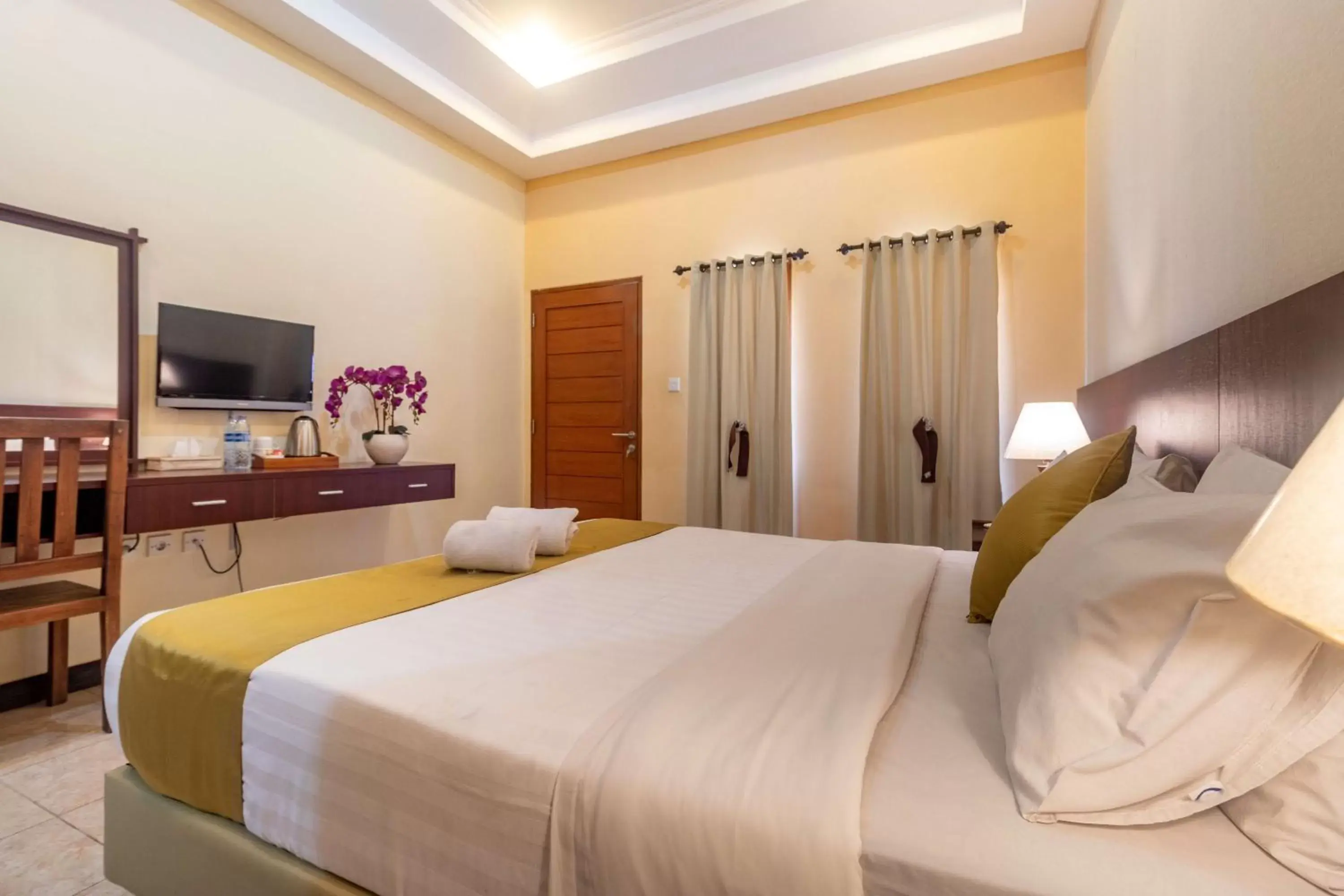 Bed in Hotel Segara Agung