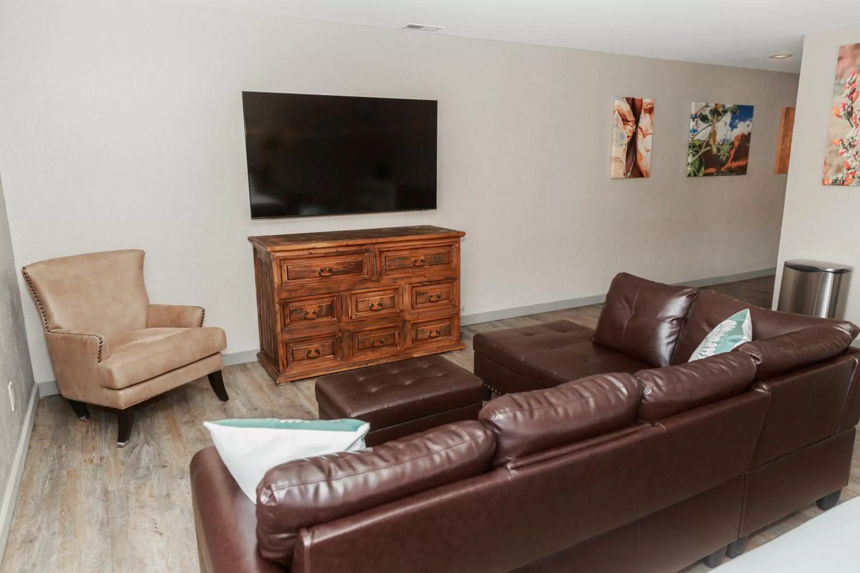 Living room, Seating Area in Aarchway Inn