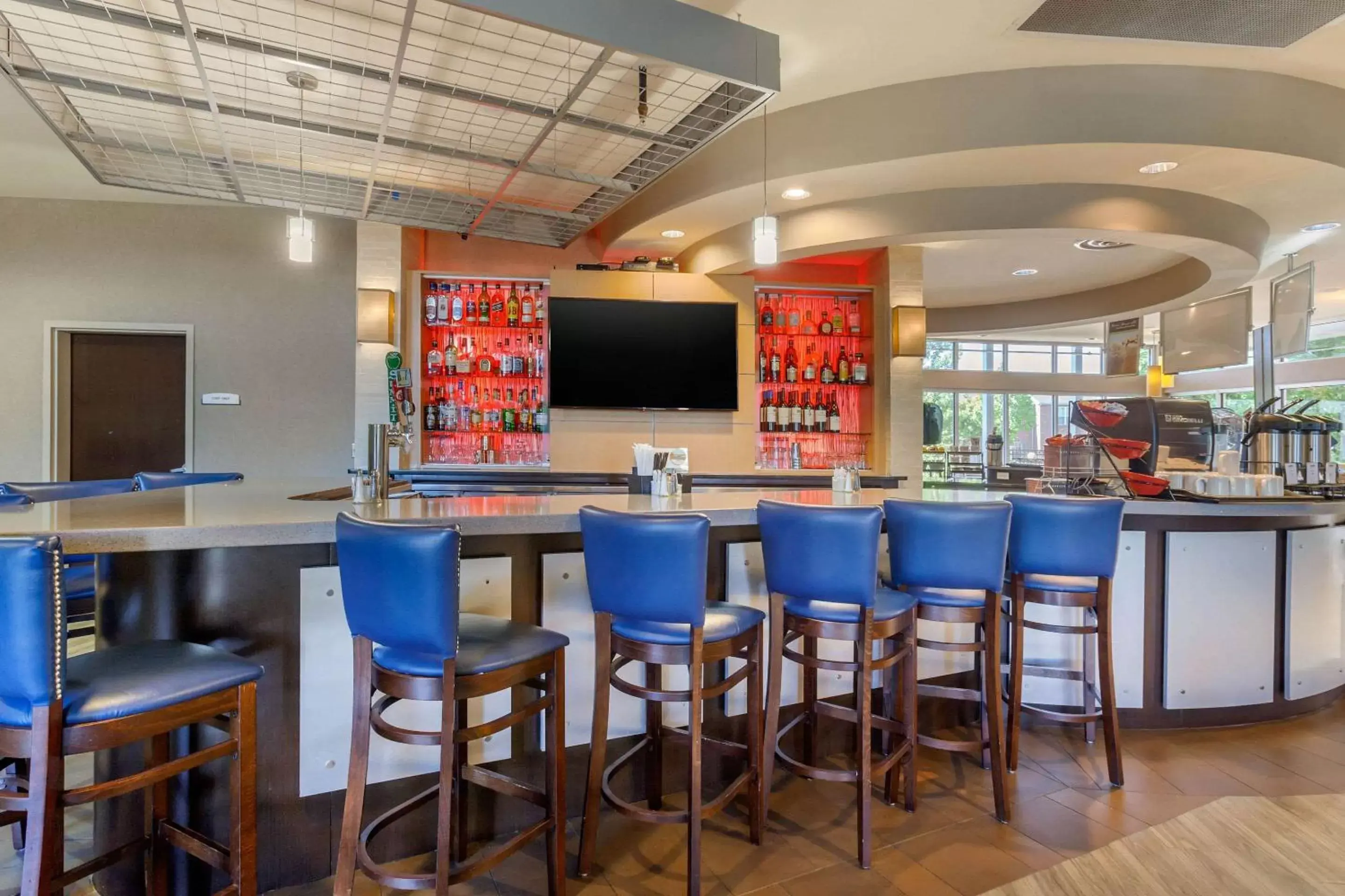 Lounge or bar in Cambria Hotel Ft Collins
