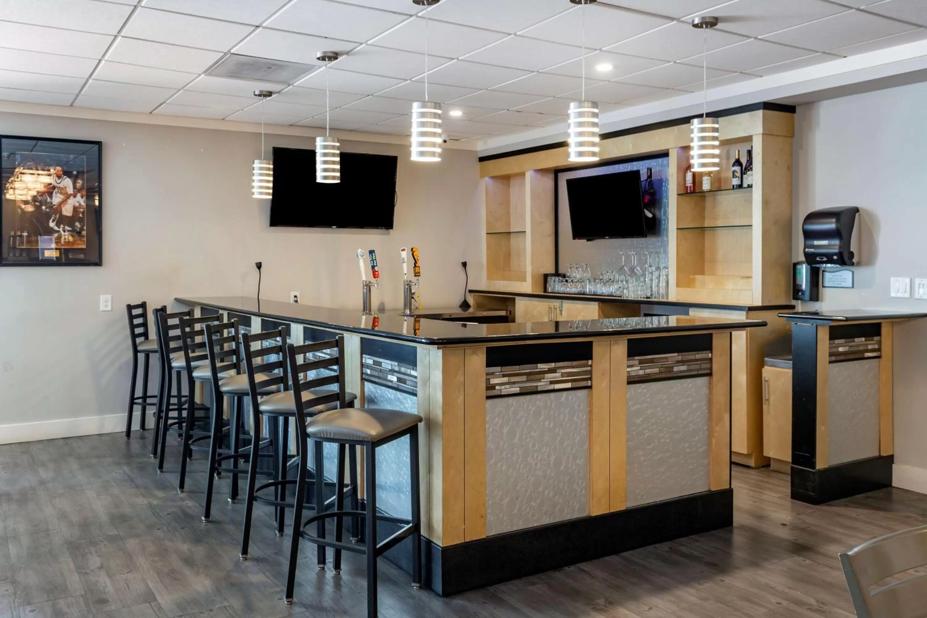 Lounge or bar in Best Western Plus University Inn