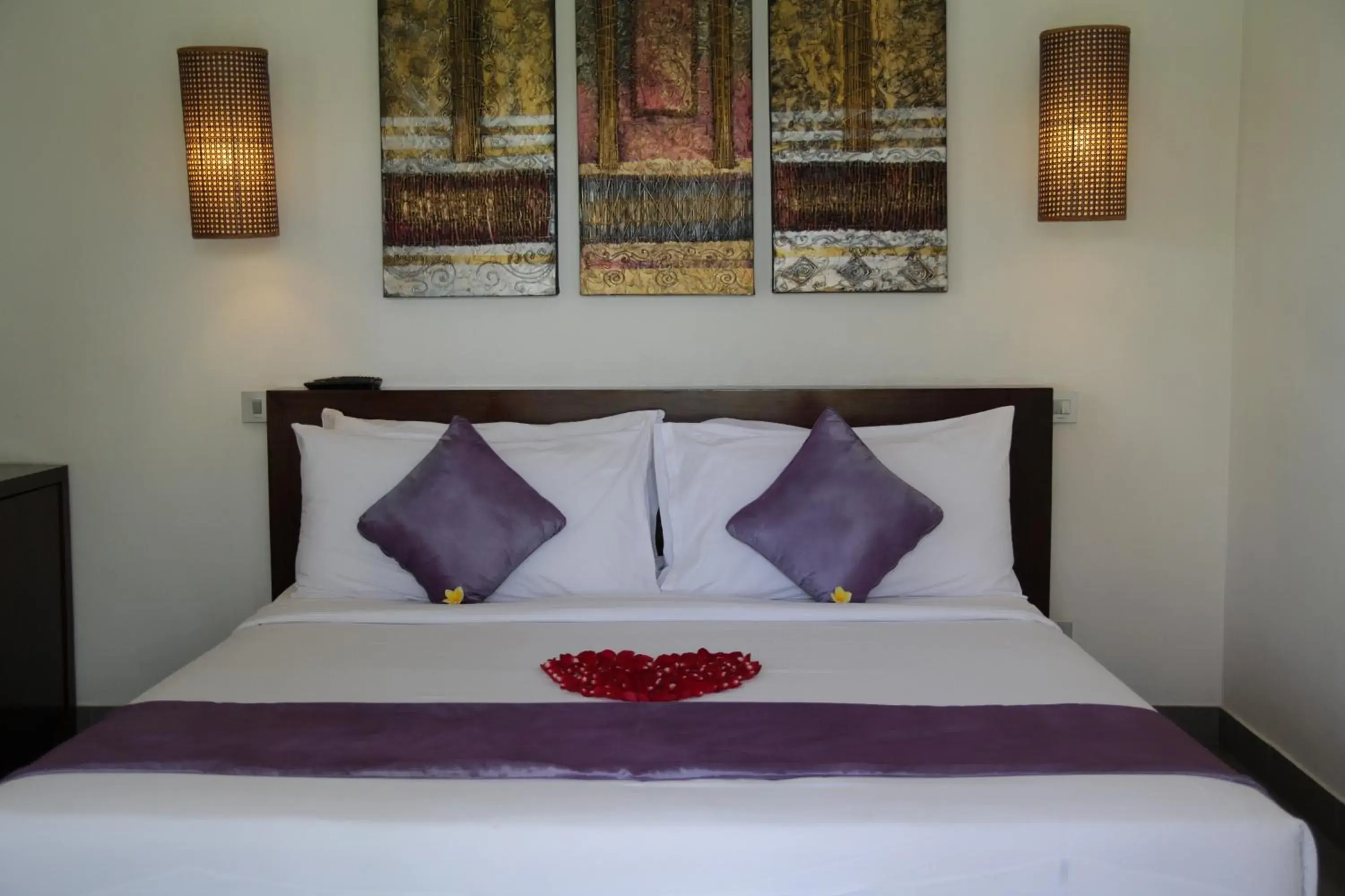 Bedroom, Bed in The Samara Villas & Restaurant