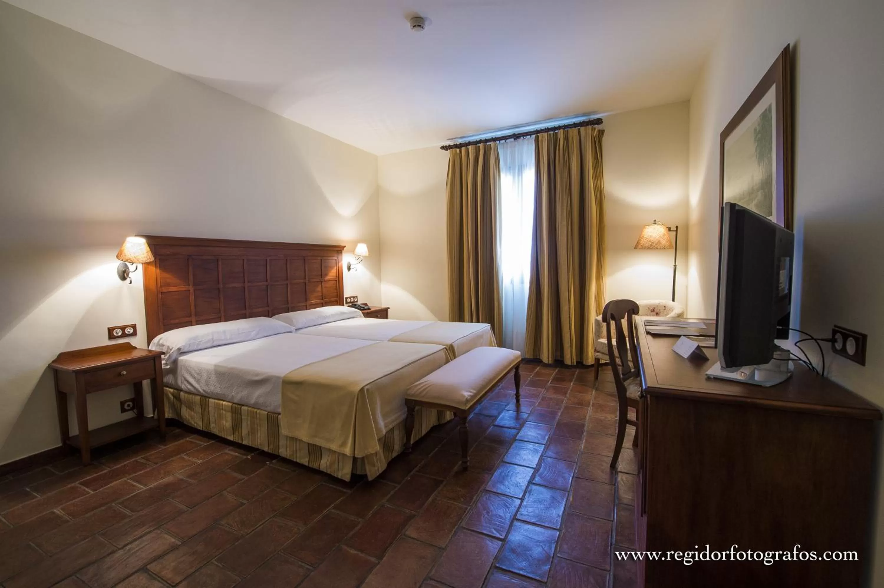 Photo of the whole room, Bed in Hospedium Hotel Cortijo Santa Cruz