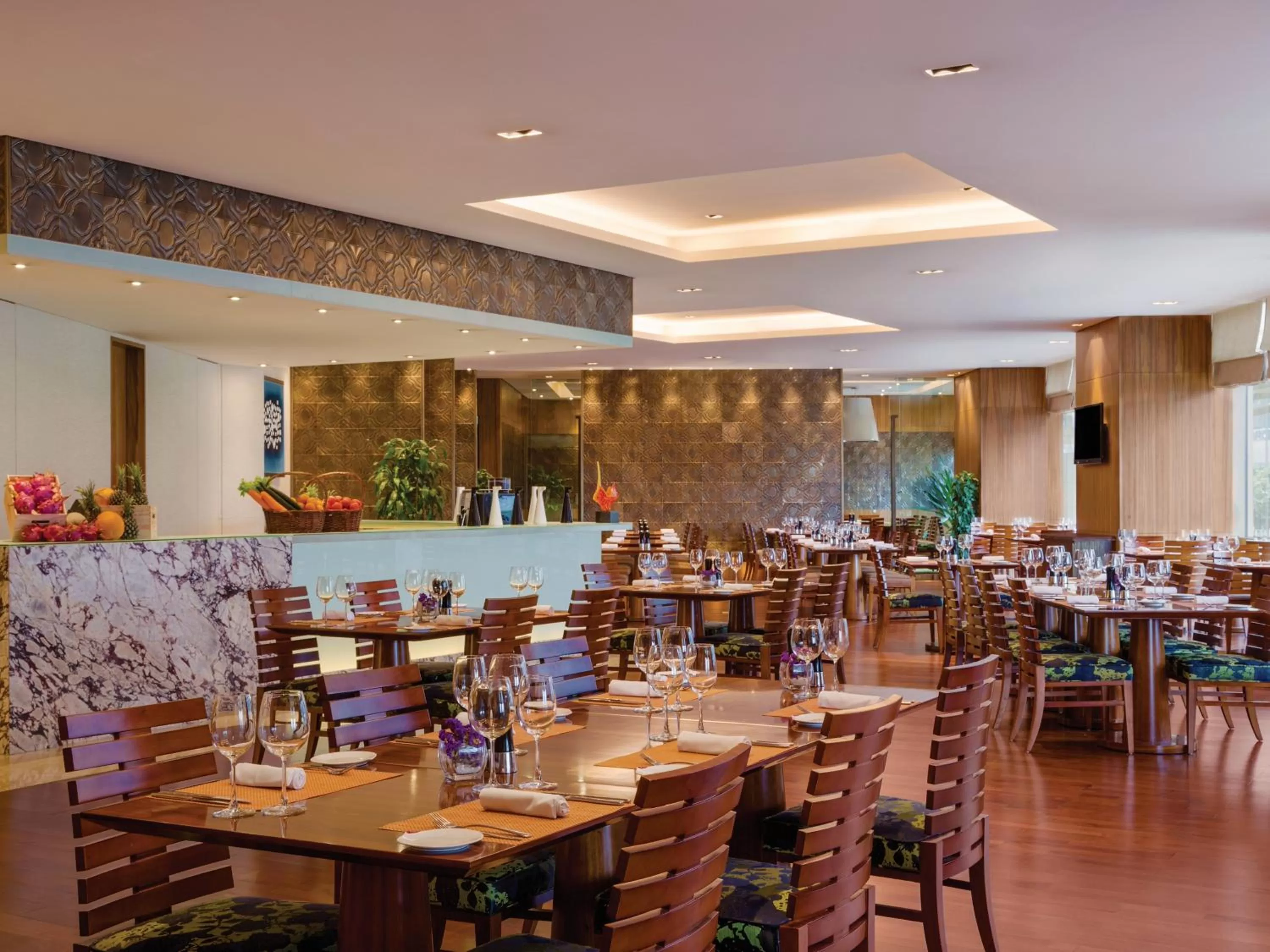 Breakfast in Kempinski Hotel Chongqing - Complimentary 500ml Home-Brewed beer voucher upon check-in