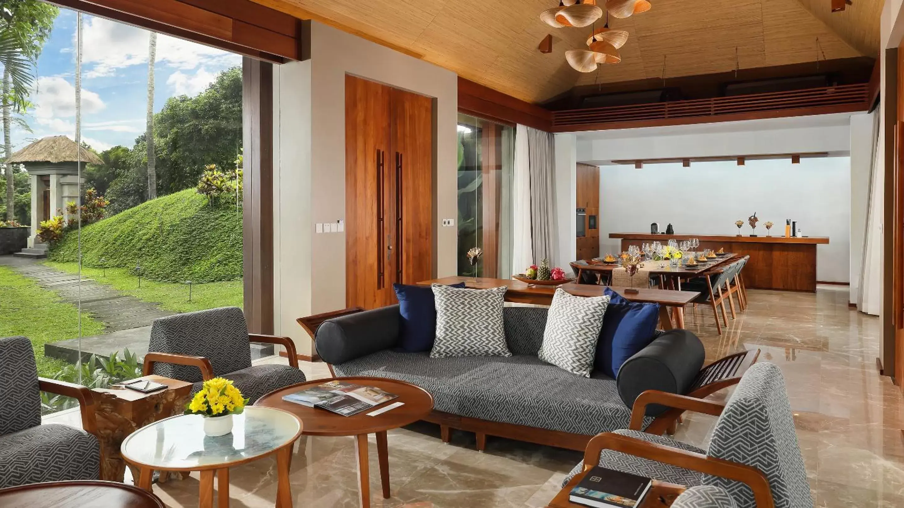 Living room, Seating Area in Maya Ubud Resort & Spa