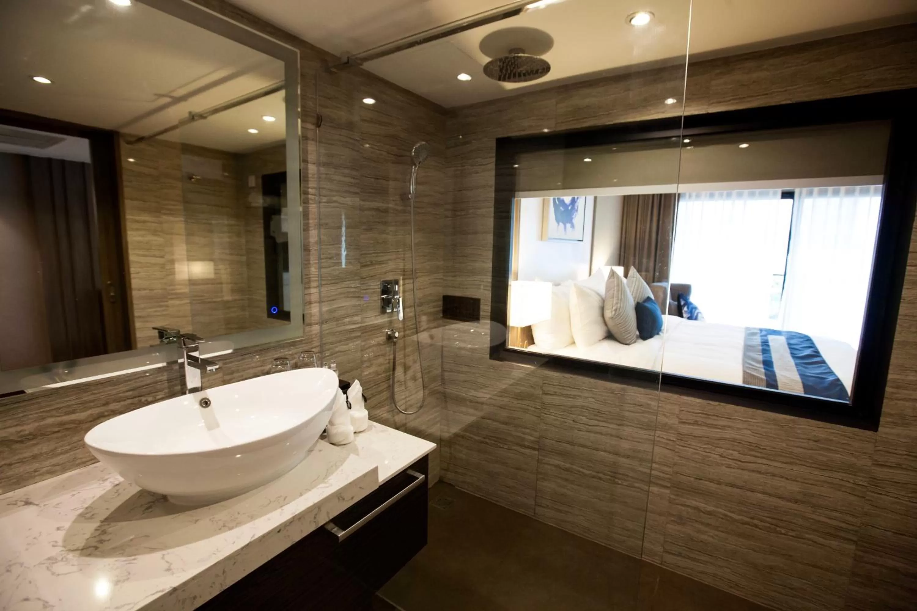 Bathroom in Arte Hotel - SHA Extra Plus