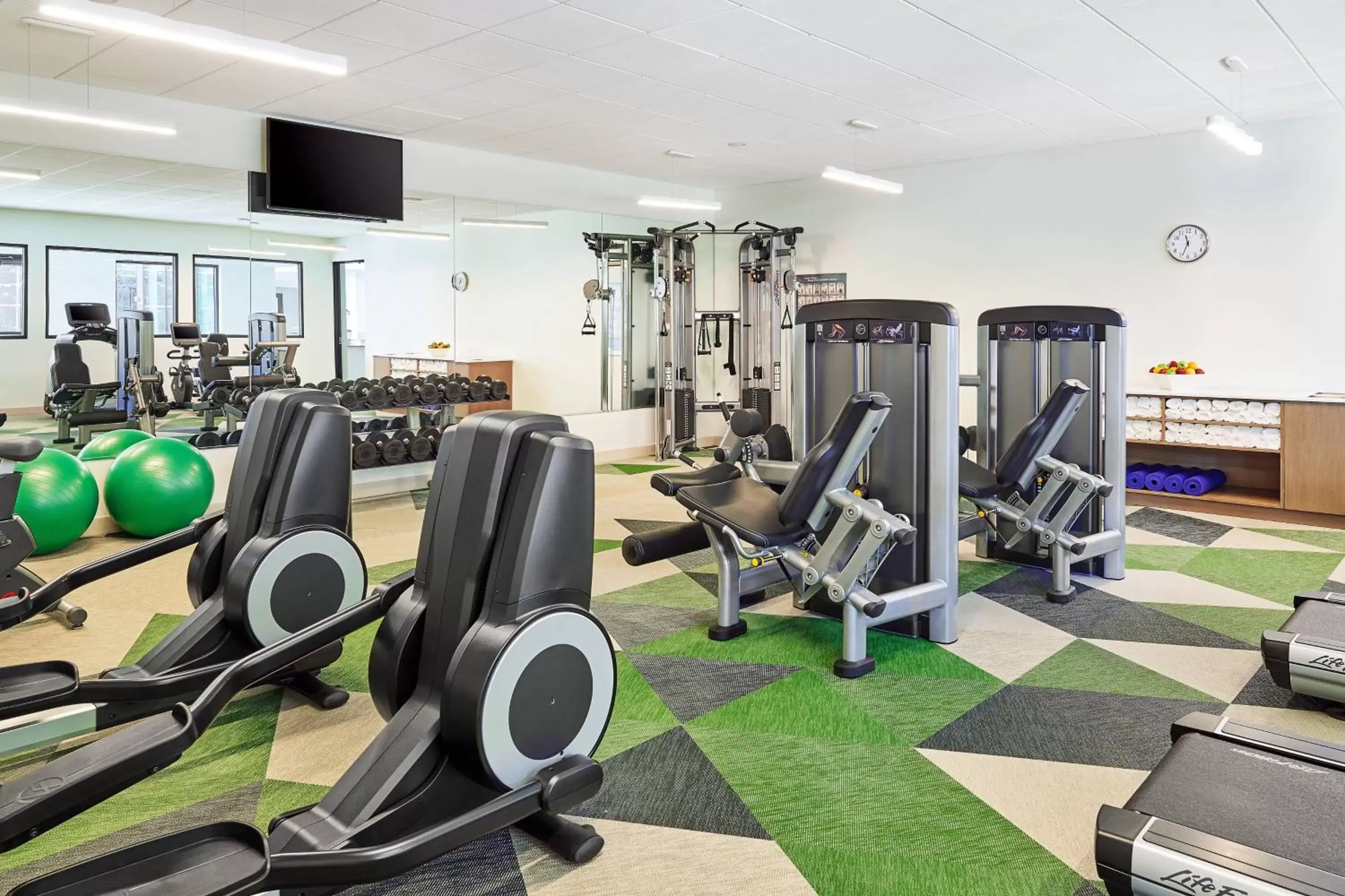 Fitness centre/facilities, Fitness Center/Facilities in Element West Des Moines