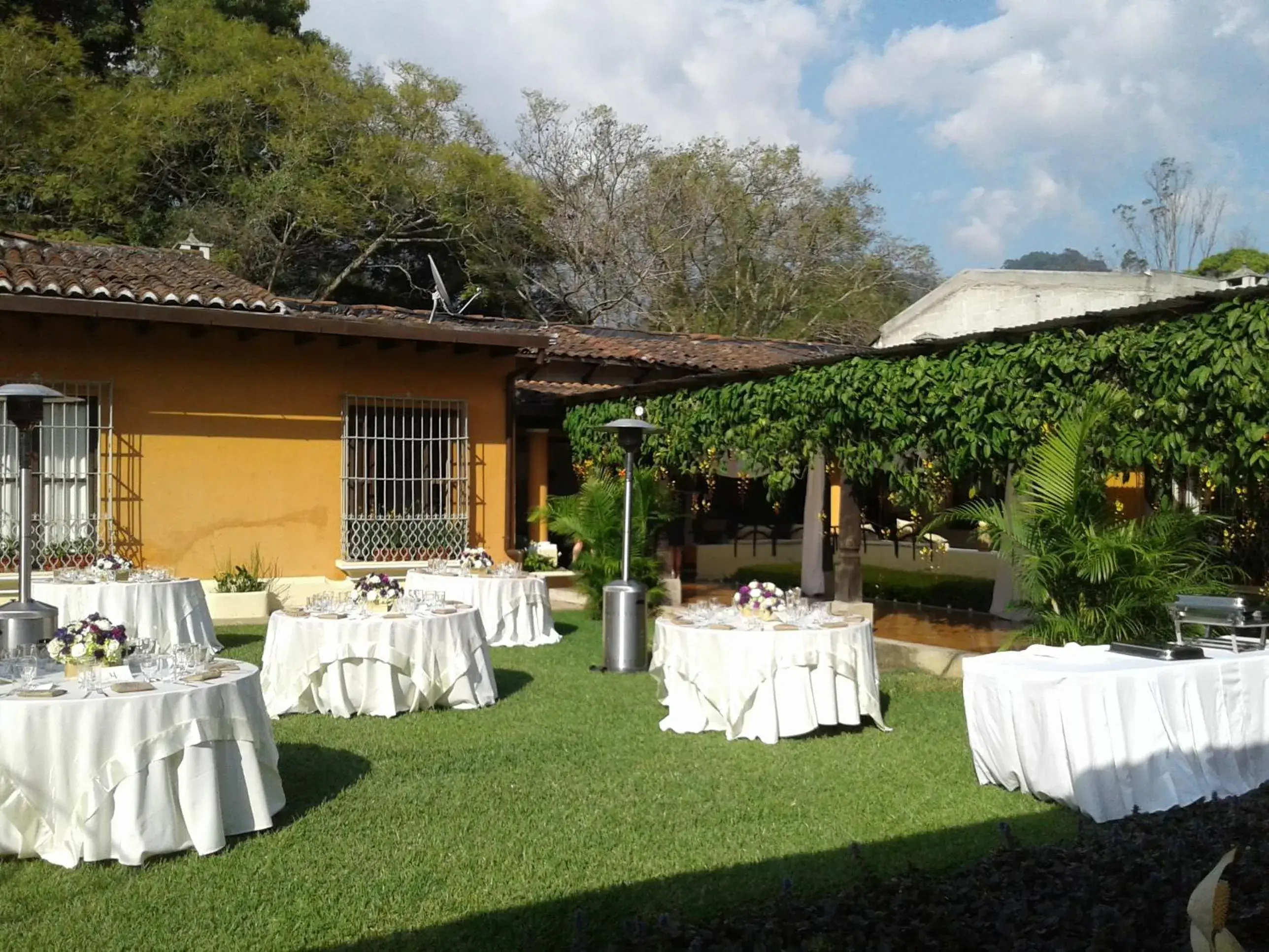 Garden, Banquet Facilities in Casa Santa Rosa Hotel Boutique