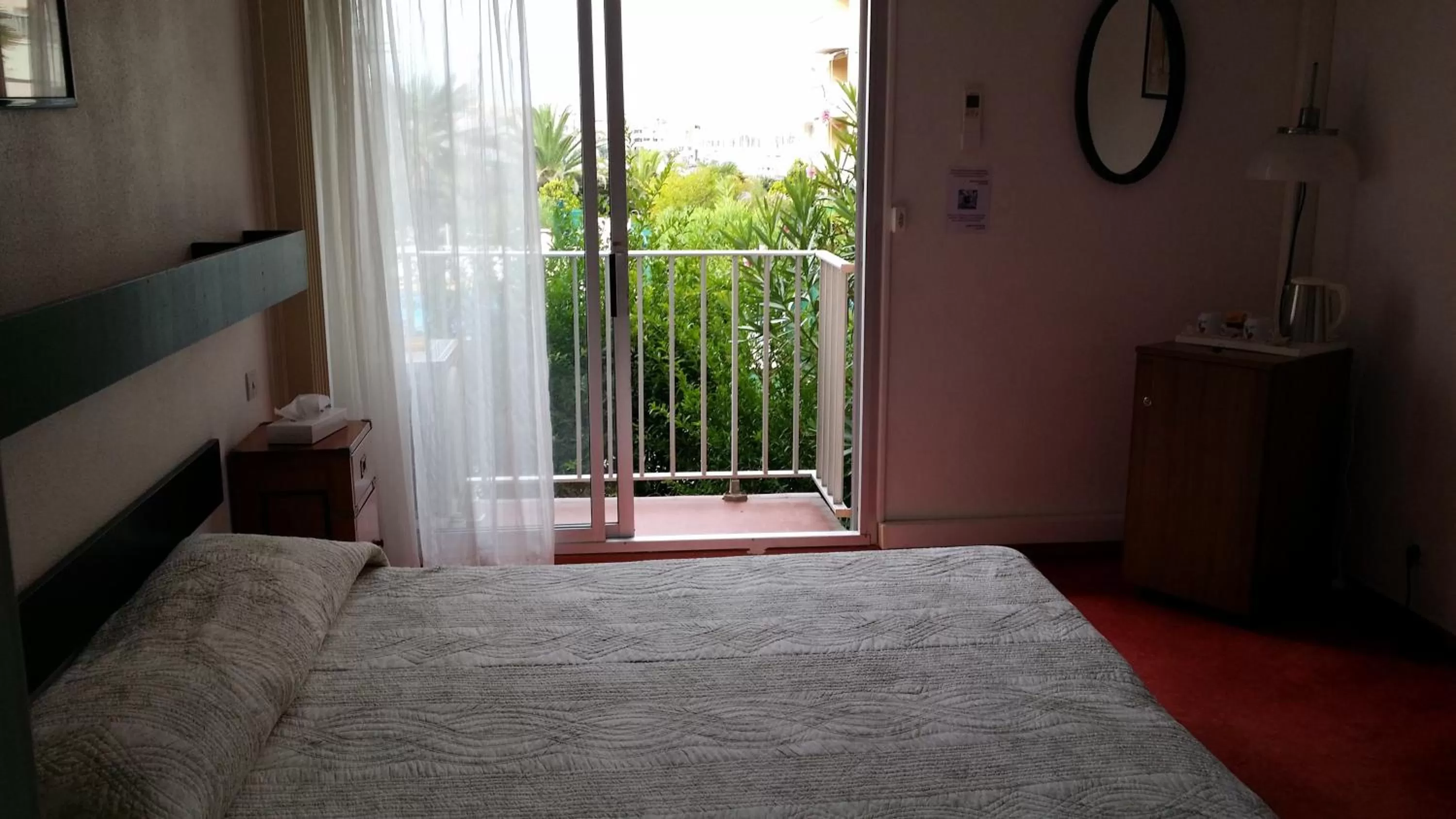 Bed in La Voile D' Or