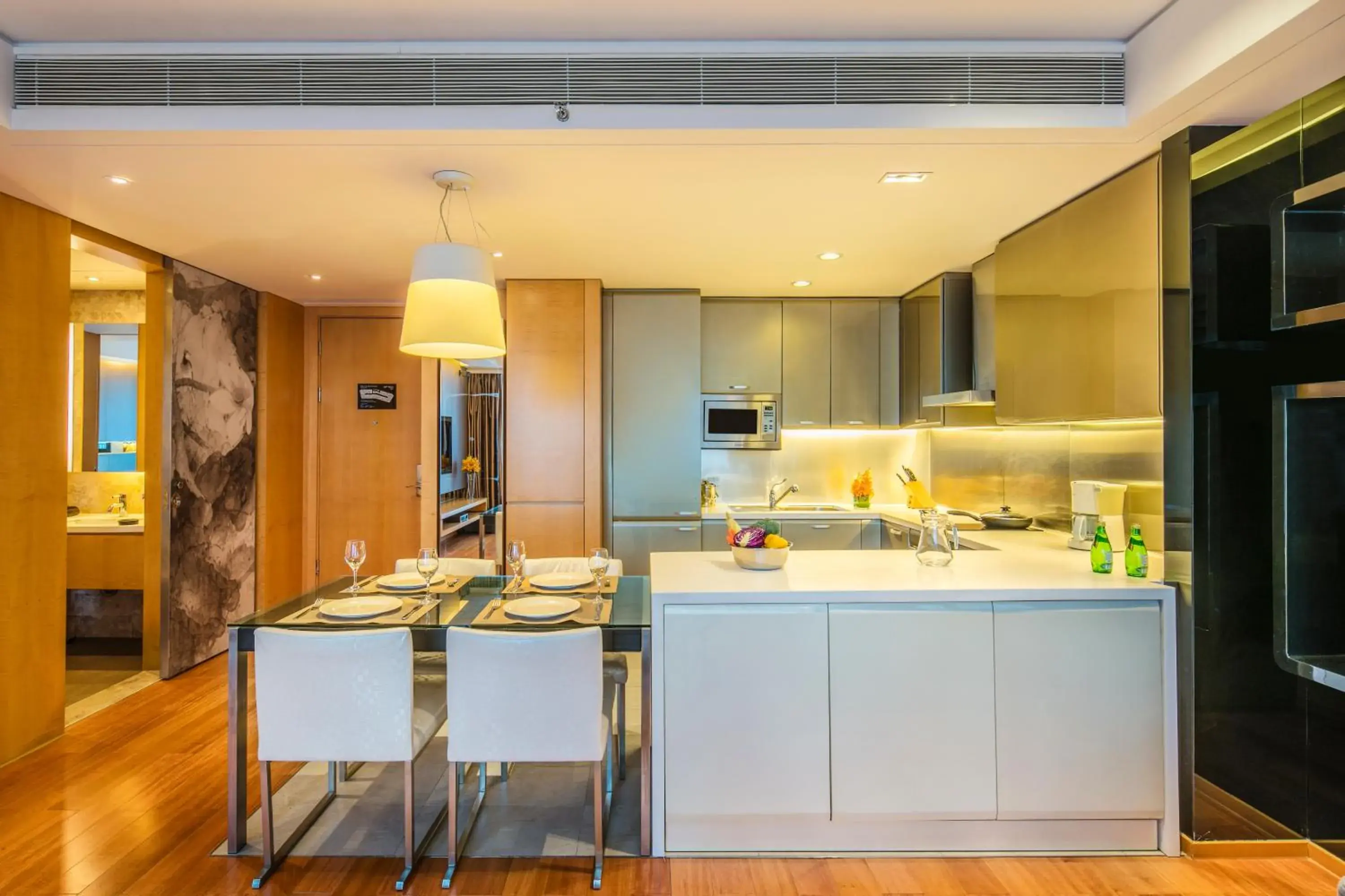 Kitchen or kitchenette, Kitchen/Kitchenette in Ascott Raffles City Beijing