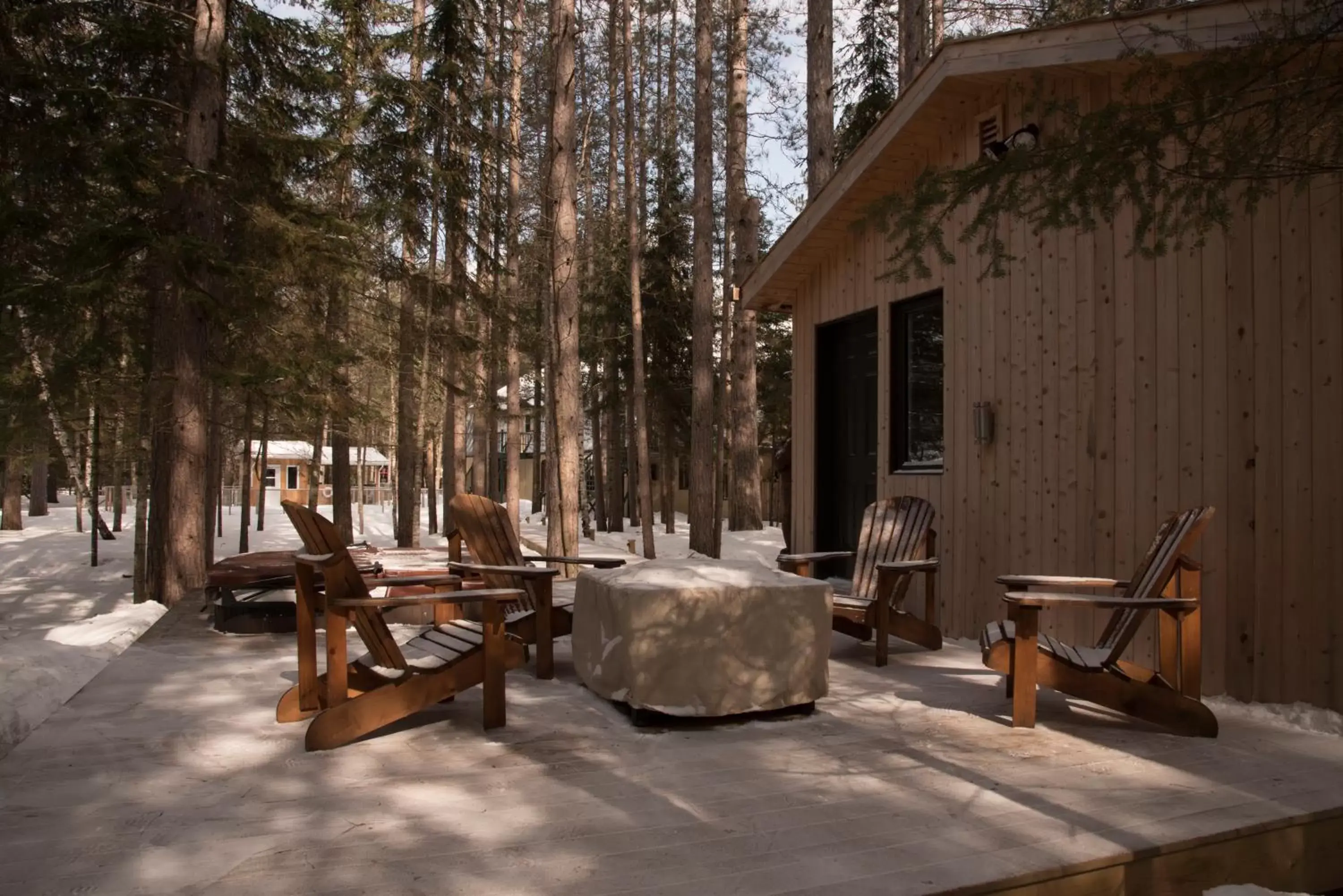 Hot Tub, Winter in Auberge le Cosy