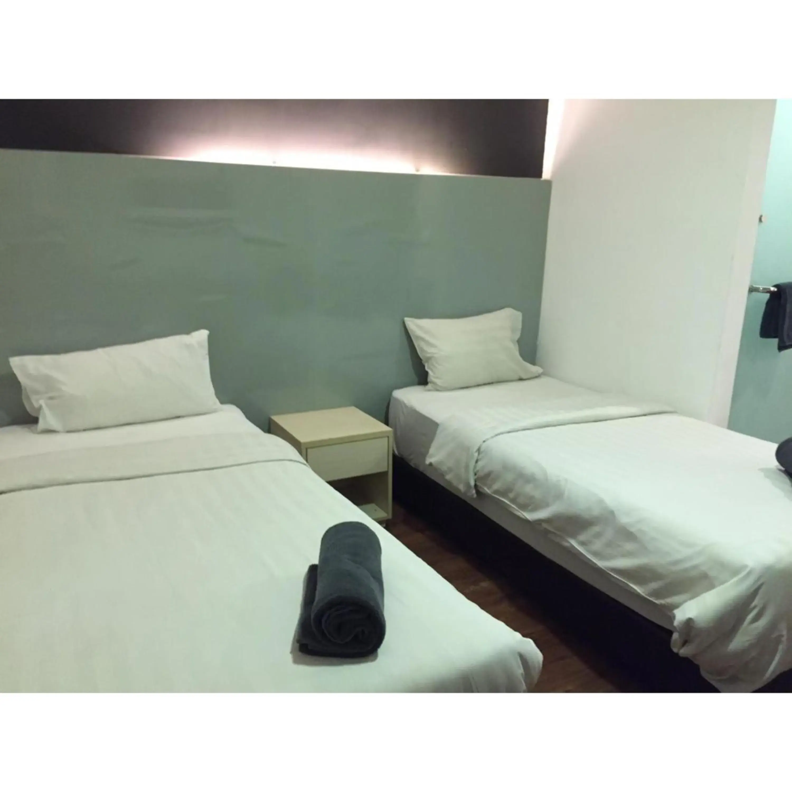 Bed in Sandpiper Hotel Kuala Lumpur
