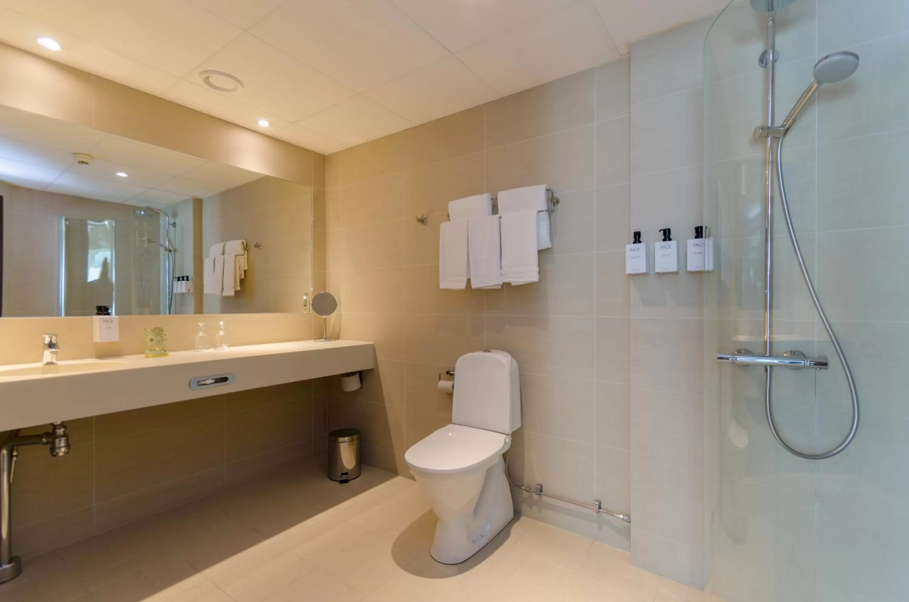 Bathroom in Best Western Plus Savoy Lulea