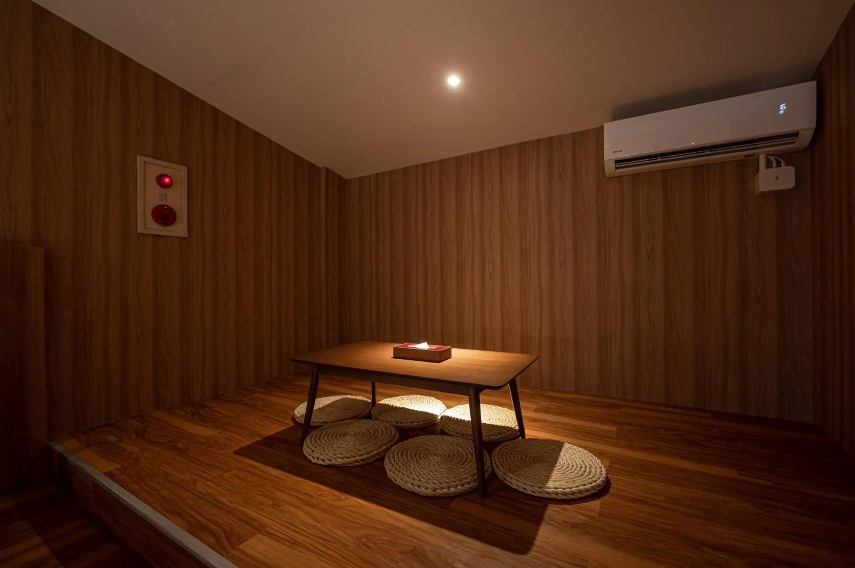 Living room, Seating Area in Yunoyado Onsen Hotspring Hotel Deyang