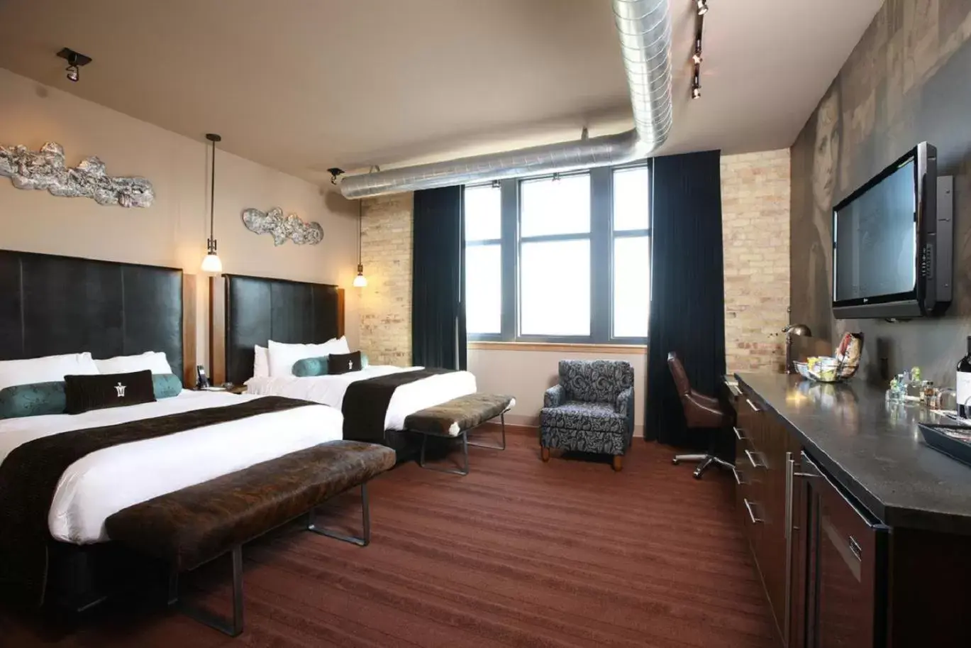 Photo of the whole room, Bed in The Iron Horse Hotel Photo of the whole room, Bed in The Iron Horse Hotel