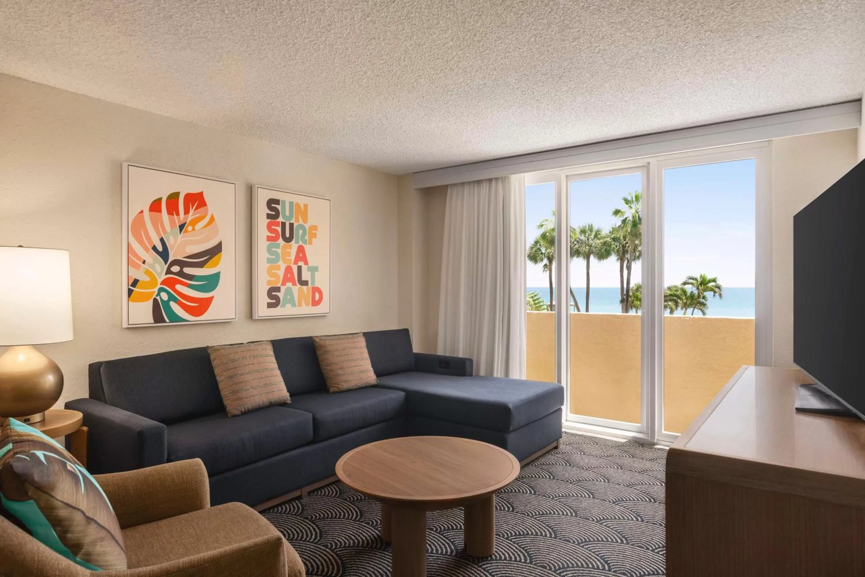 Living room in Embassy Suites by Hilton Deerfield Beach Resort & Spa