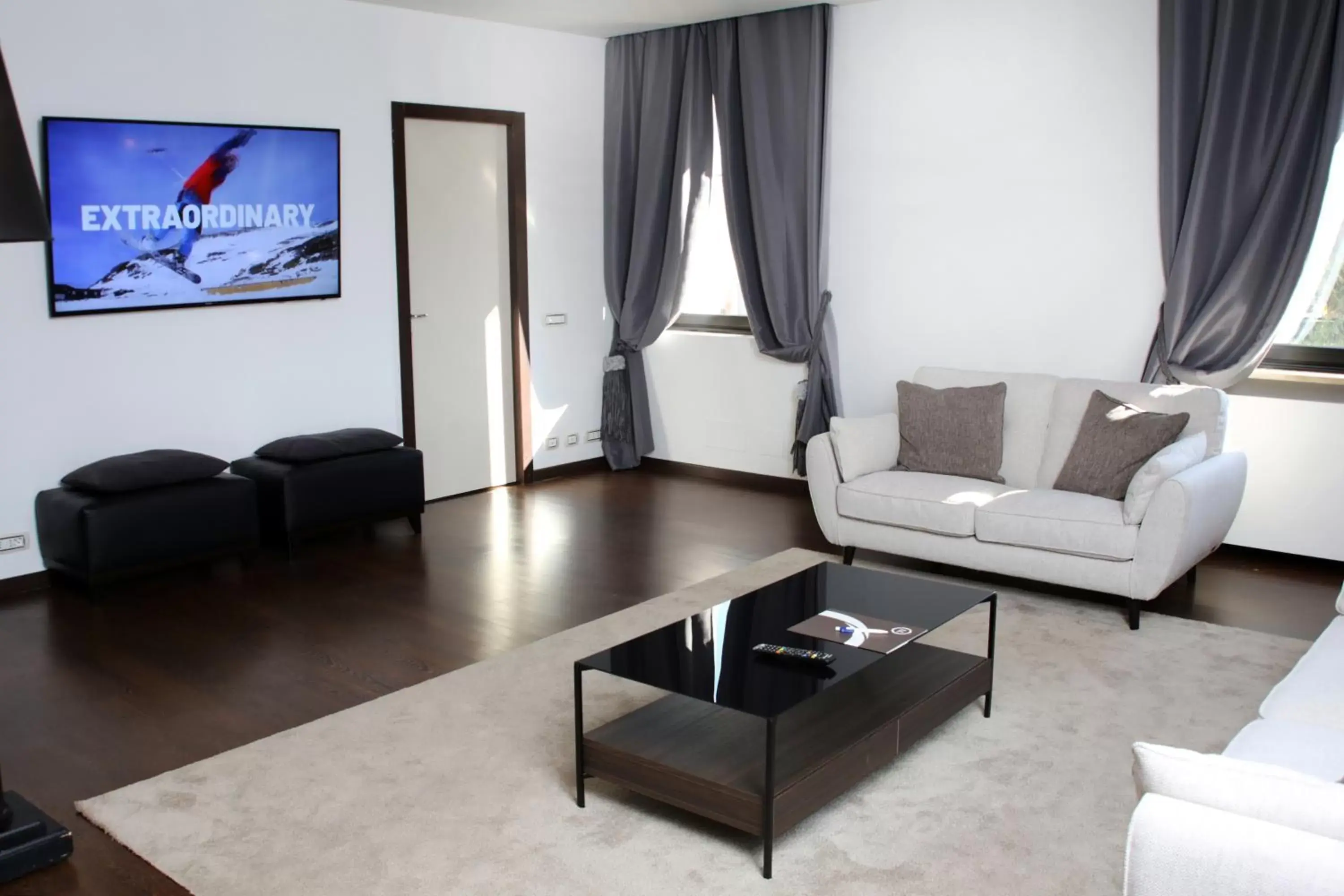 TV and multimedia, Seating Area in TH Roma - Carpegna Palace