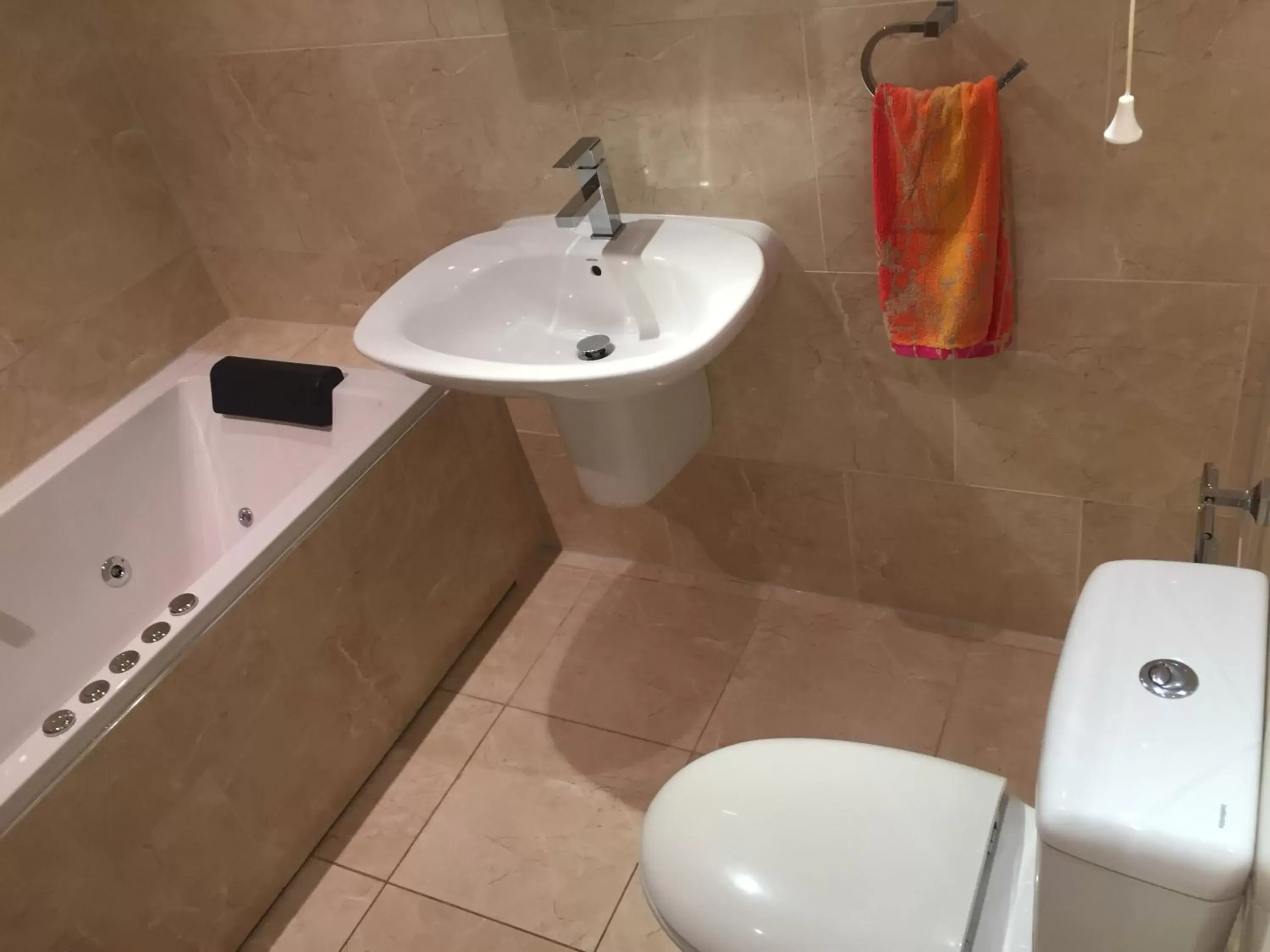 Bathroom in Retreat at The Knowe Auchincruive Estate