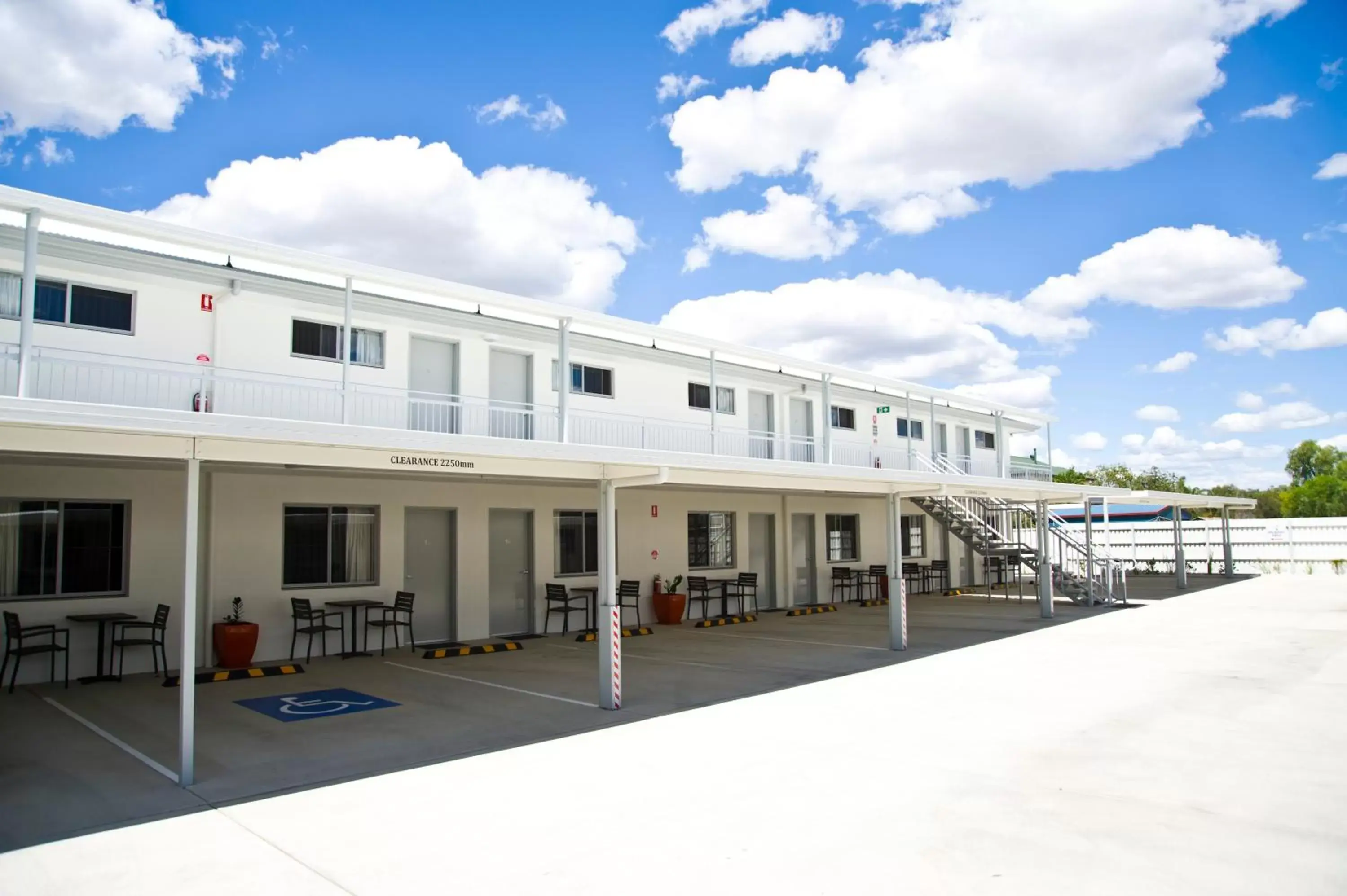 Property Building in Roma Central Motel