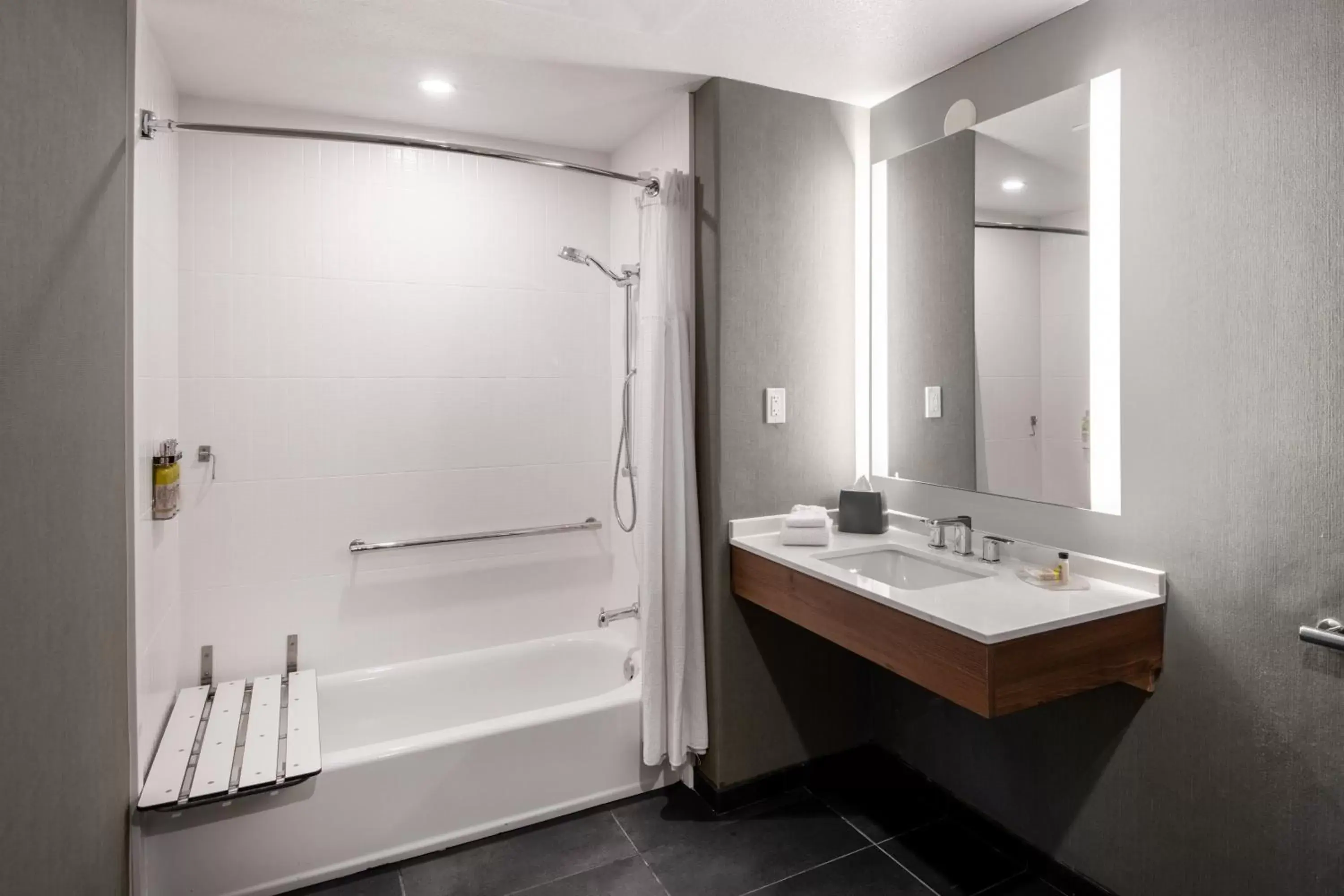 Photo of the whole room, Bathroom in Staybridge Suites Phoenix-Glendale