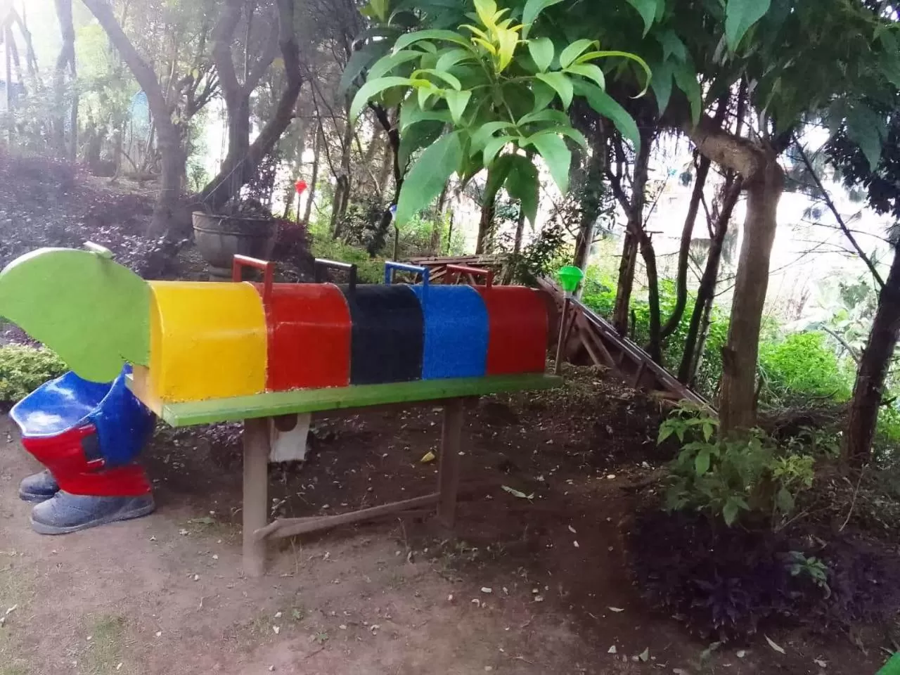 Children play ground in Pine Borough Inn