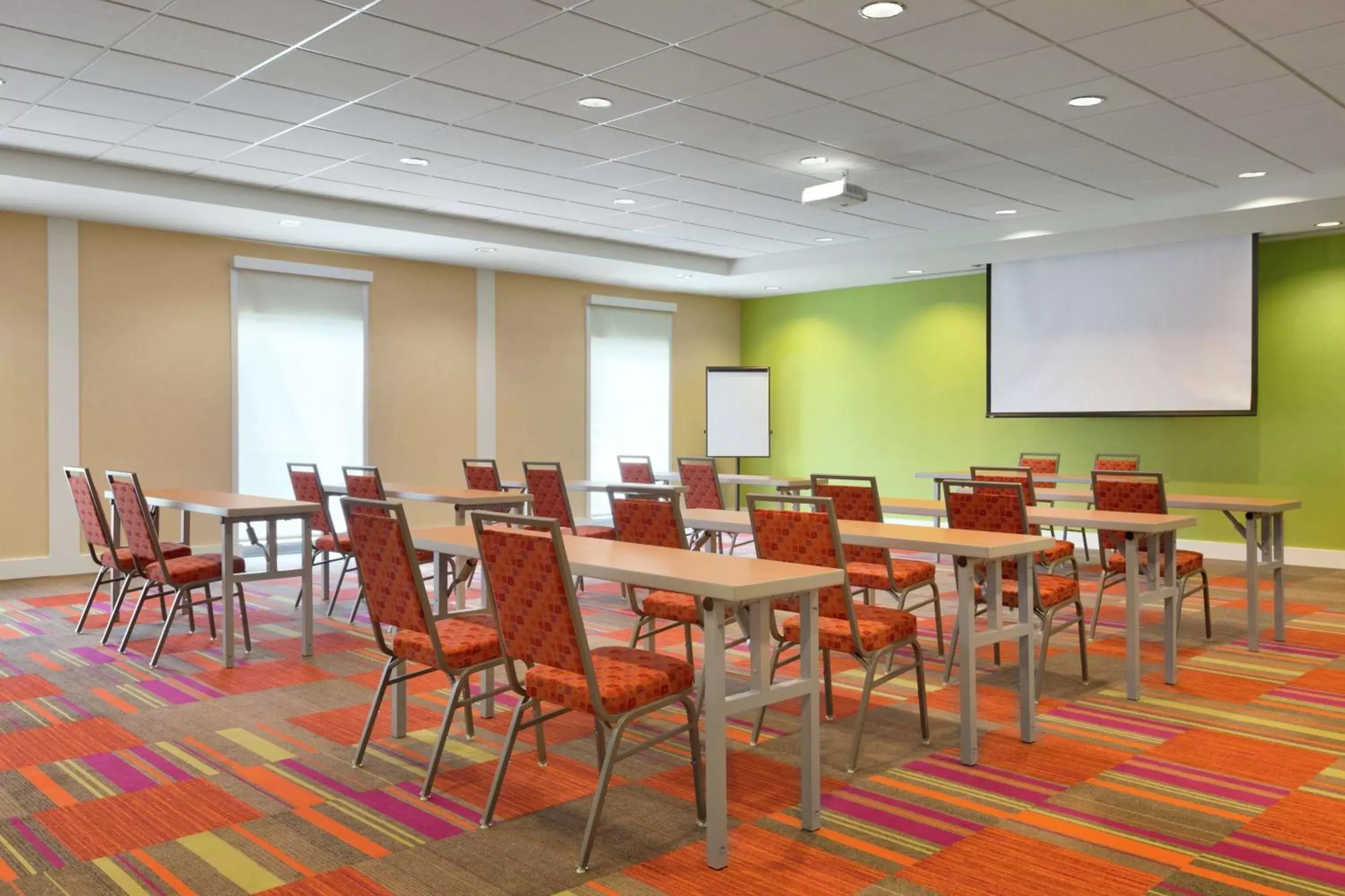 Meeting/conference room in Home2 Suites by Hilton Cartersville