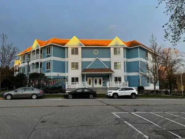 Property Building in Mill Creek Hotel
