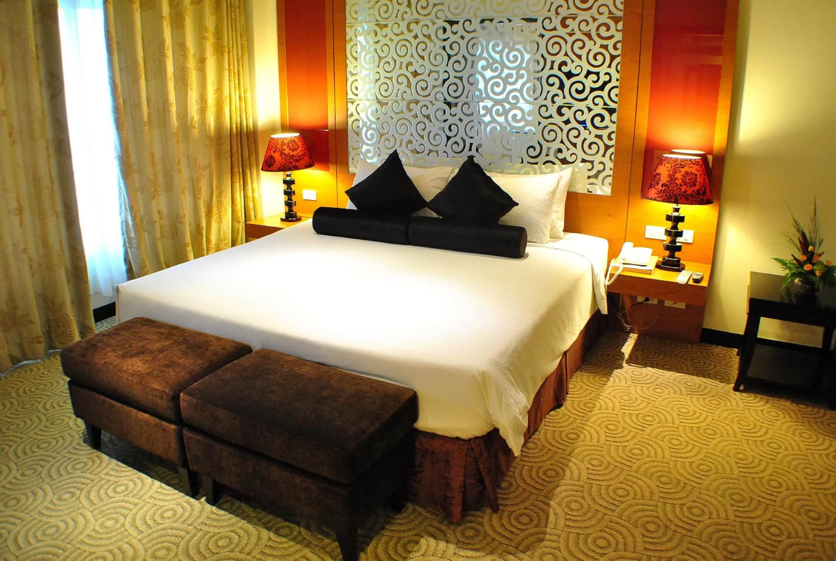 Bed in Hotel Elizabeth Cebu