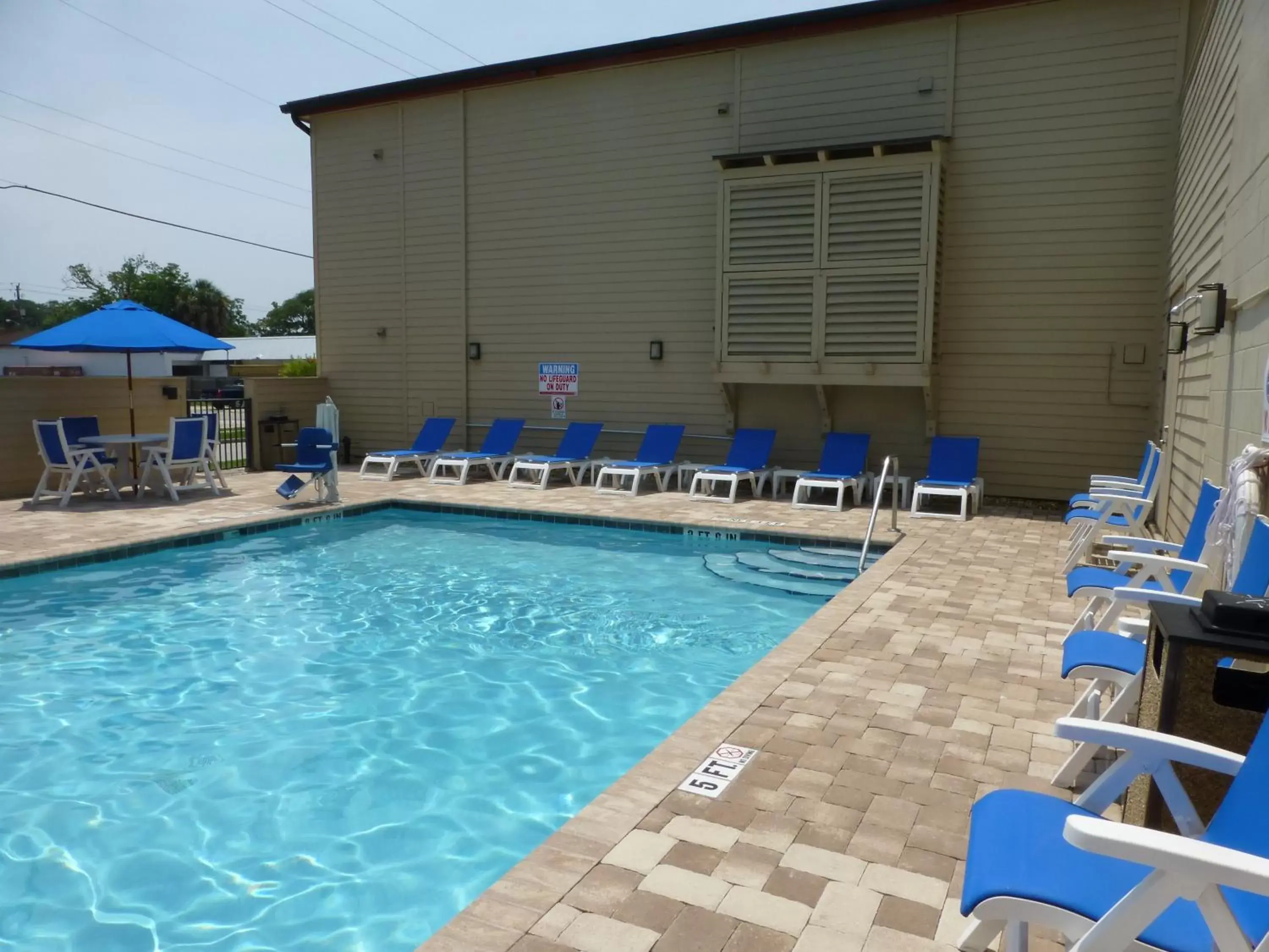 , Swimming Pool in The Flagler Inn - Saint Augustine