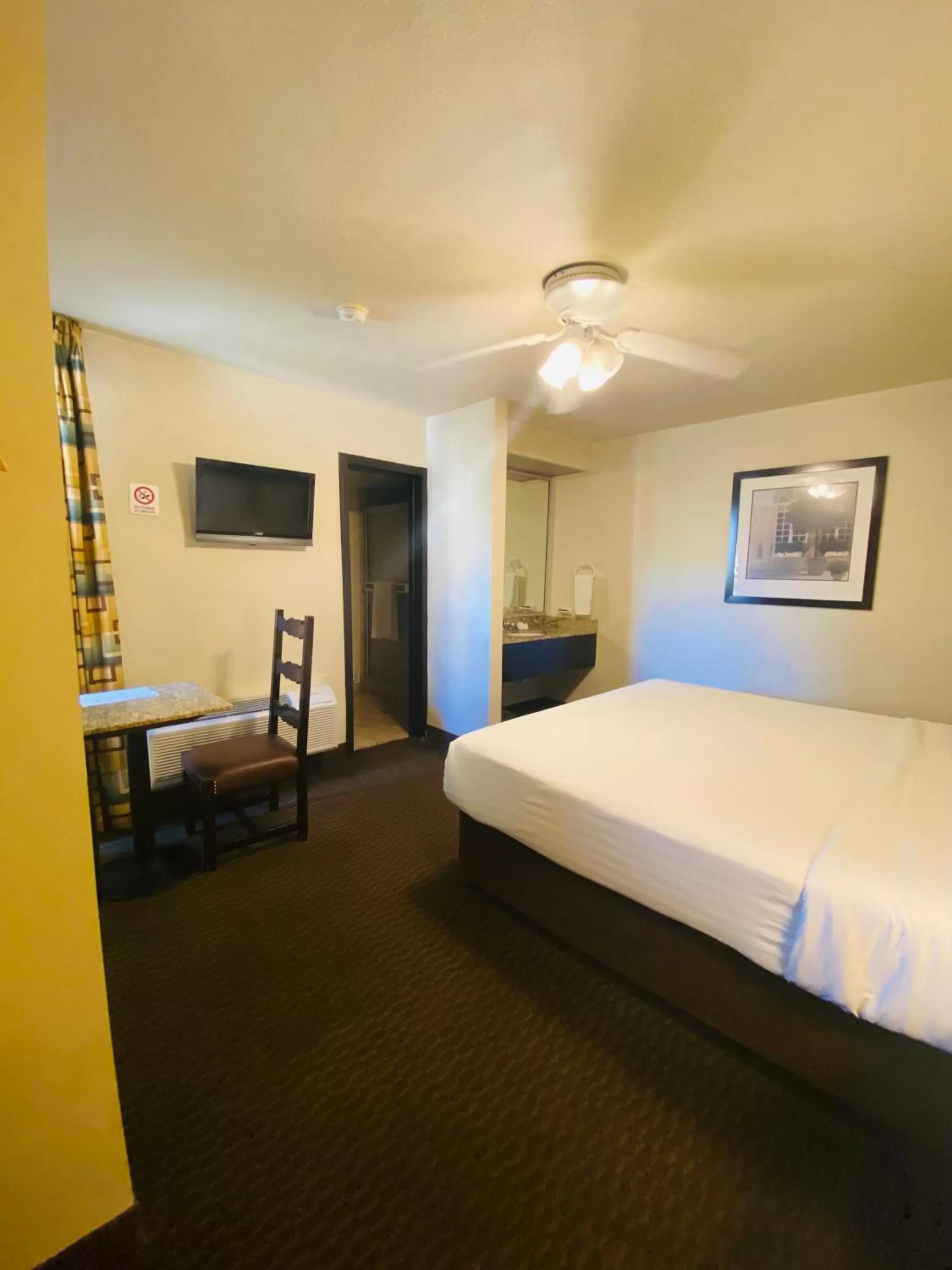 Bed in Hotel America