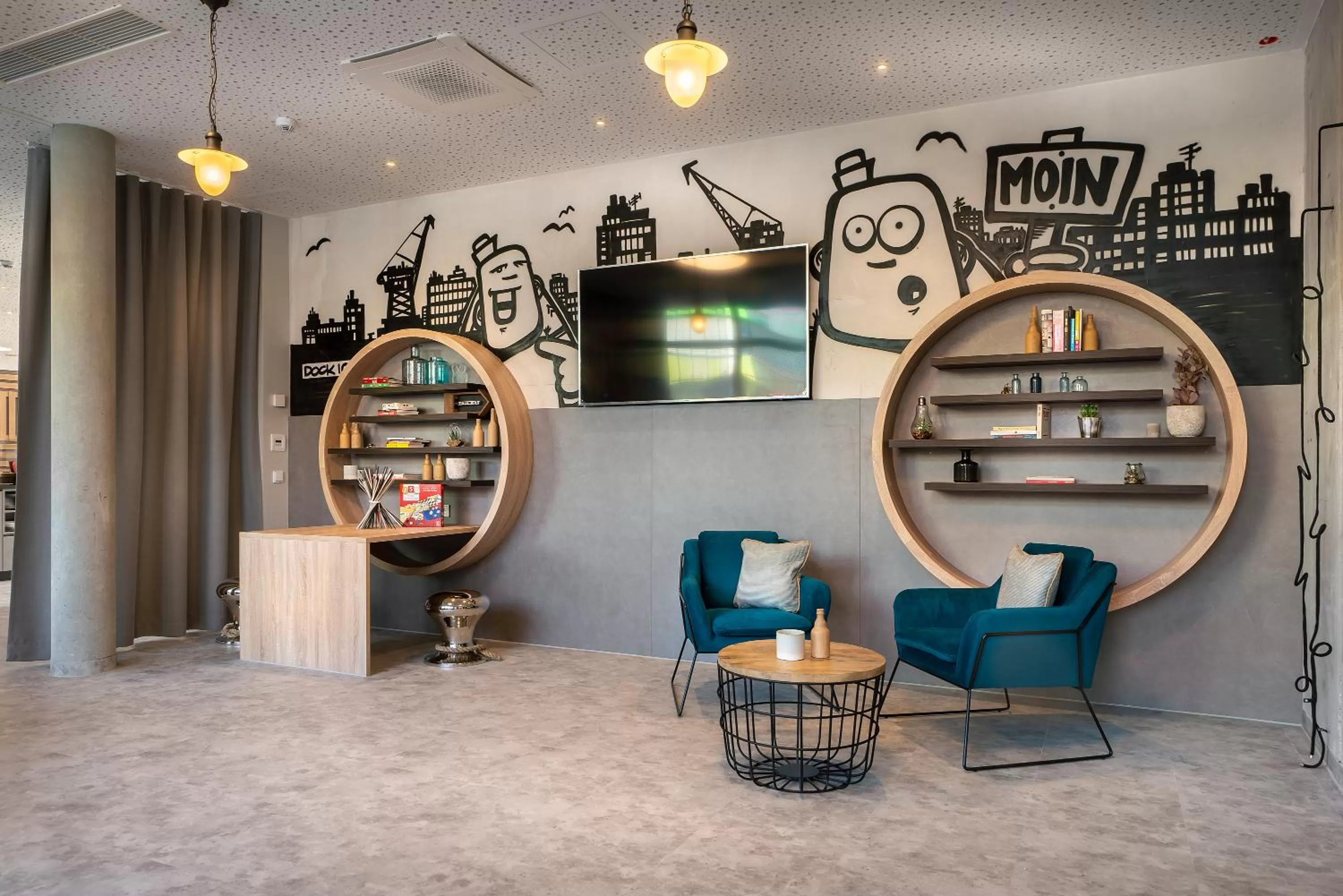 Lounge or bar in Holiday Inn - the niu, Keg Hamburg Ost by IHG