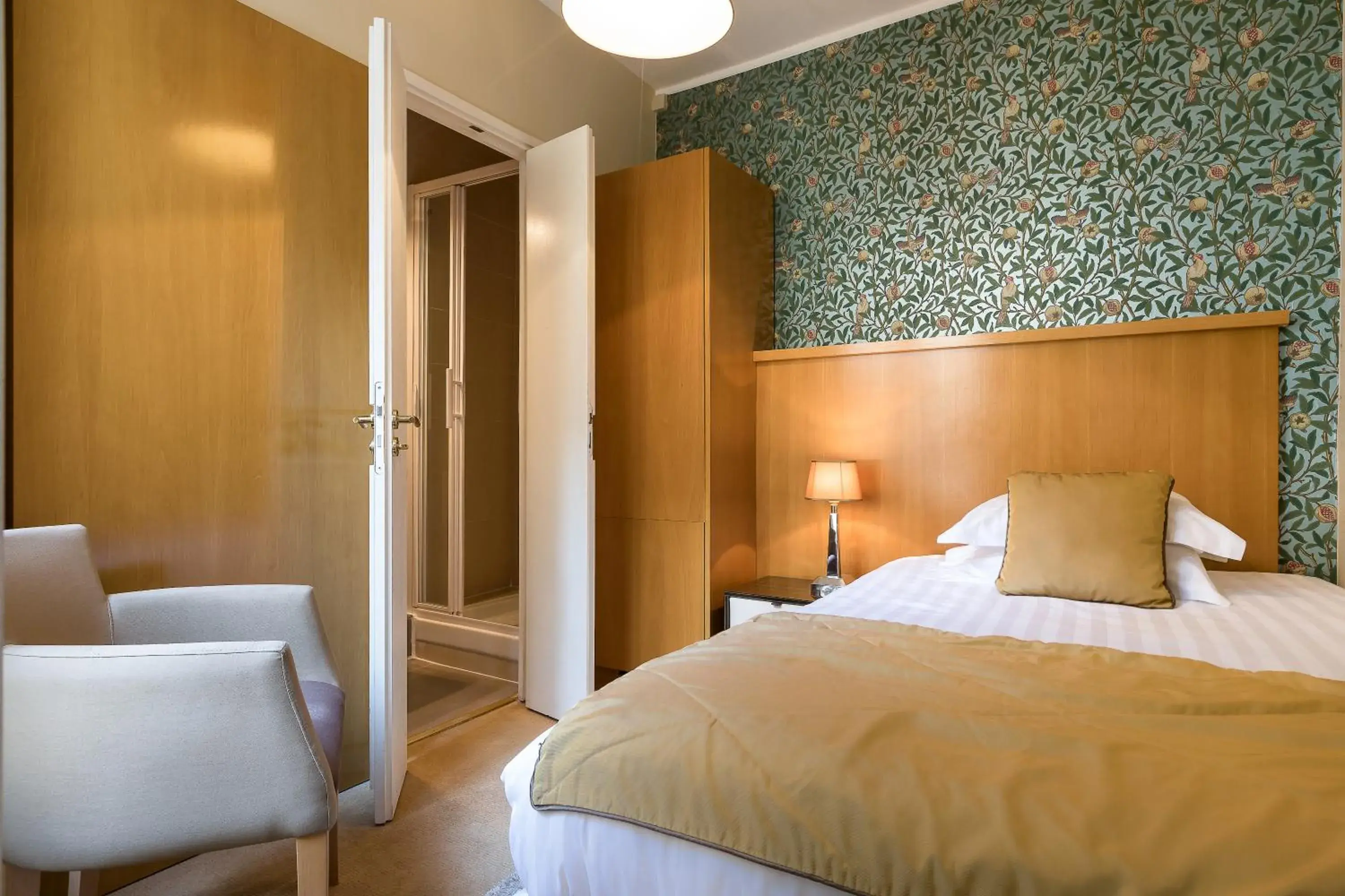 Bed in Hotel Boronali