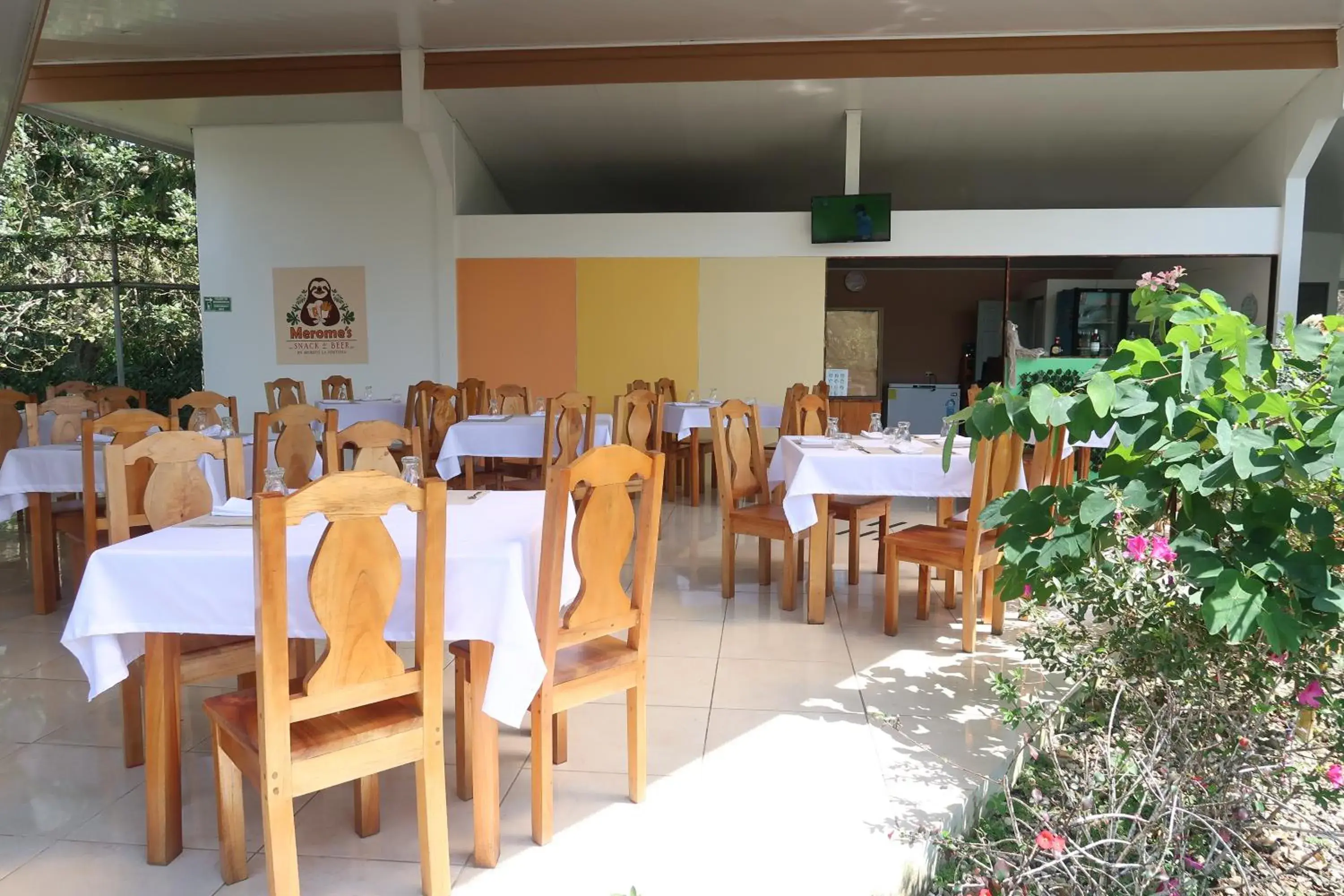 Buffet breakfast, Restaurant/Places to Eat in Hotel Secreto La Fortuna