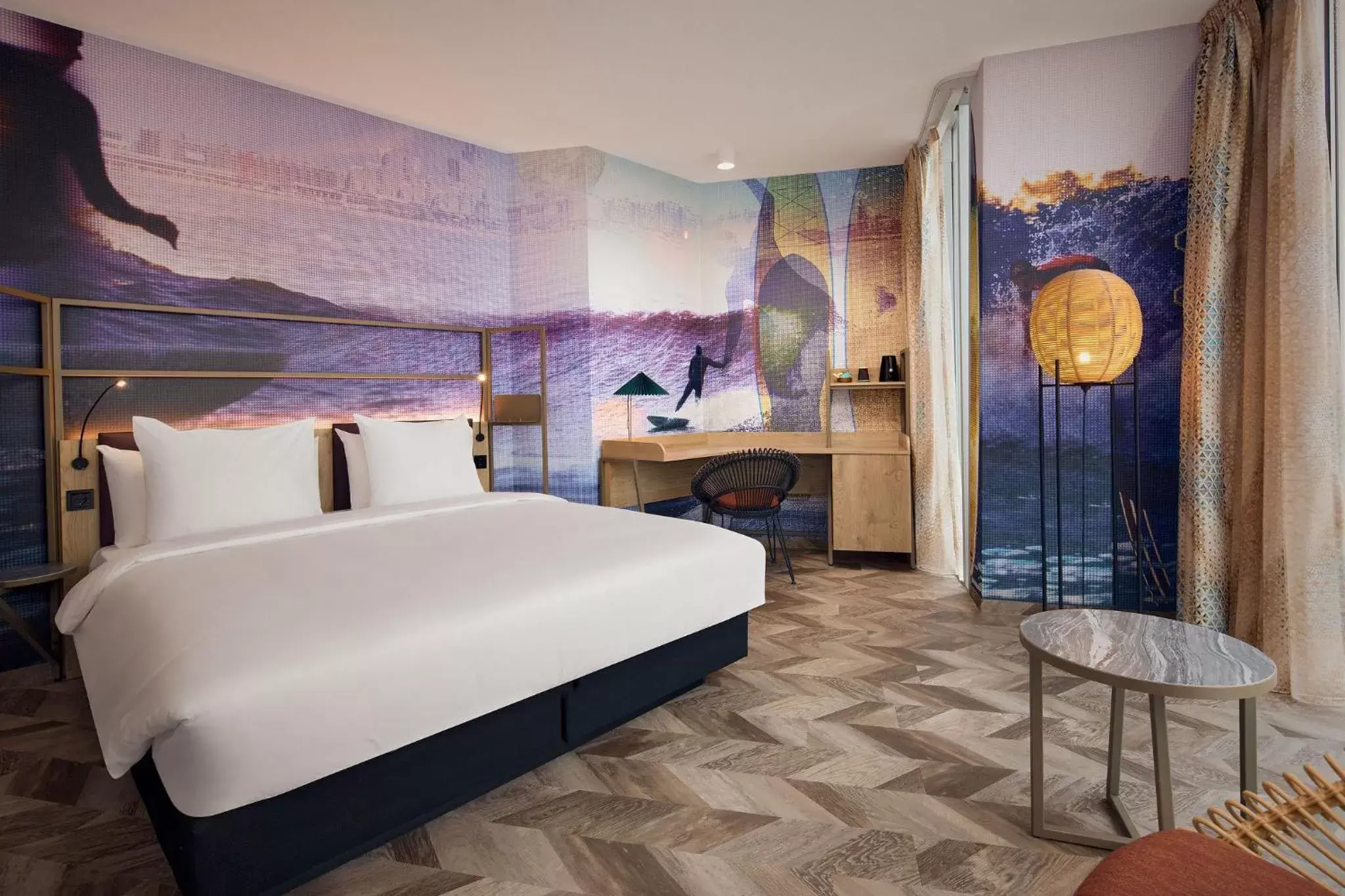 Bed in Inntel Hotels Den Haag Marina Beach