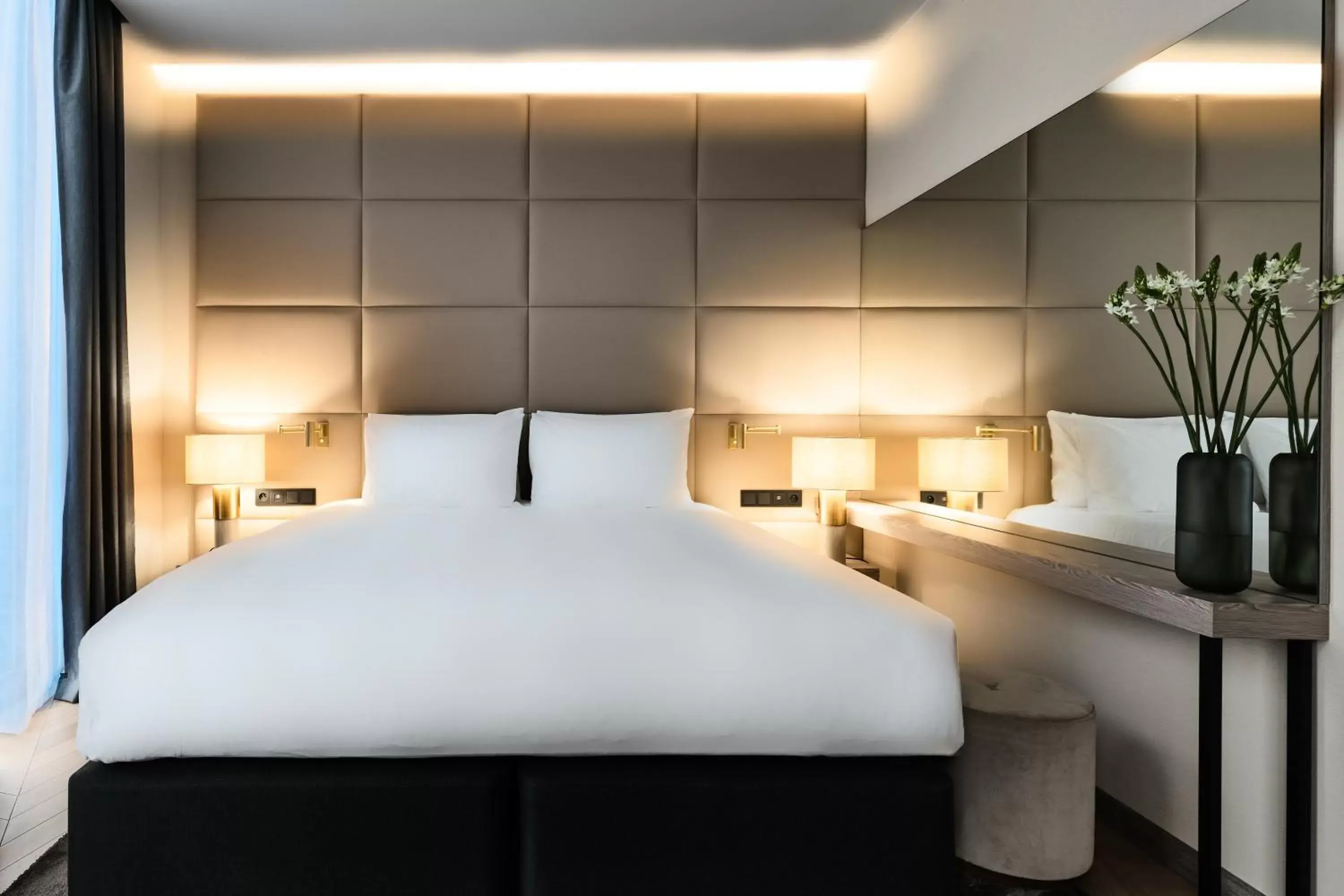 Bed in Crowne Plaza - Warsaw - The HUB, an IHG Hotel