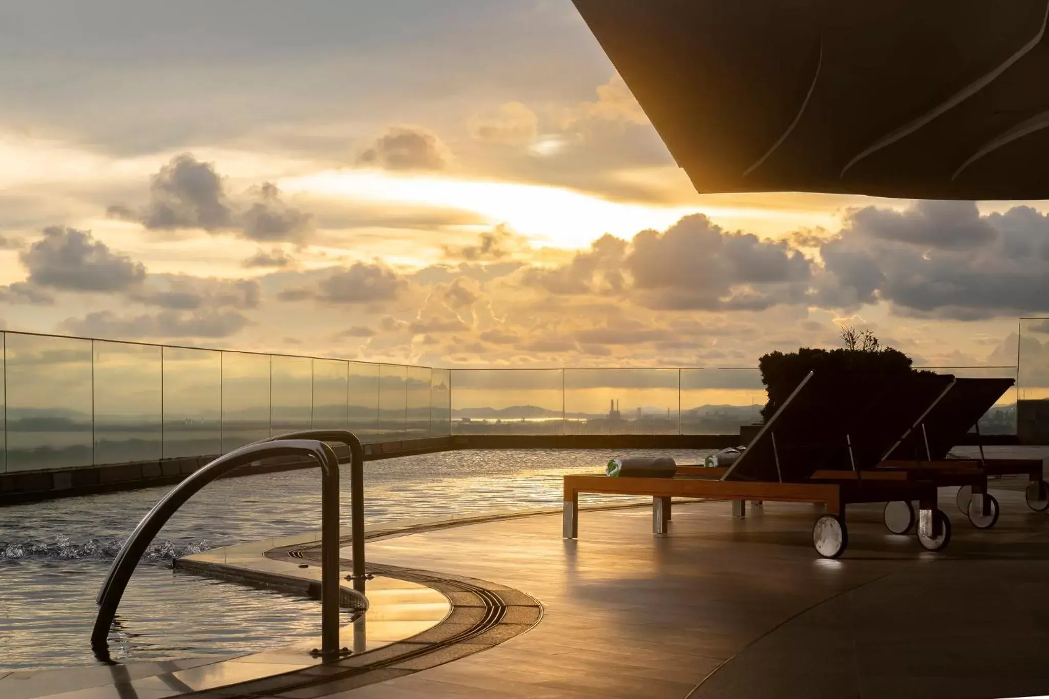 Swimming pool in Holiday Inn & Suites Rayong City Centre, an IHG Hotel