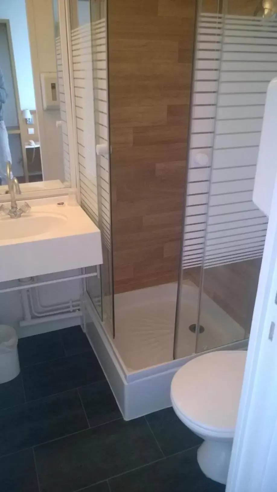 Shower, Bathroom in Fasthotel Chateauroux