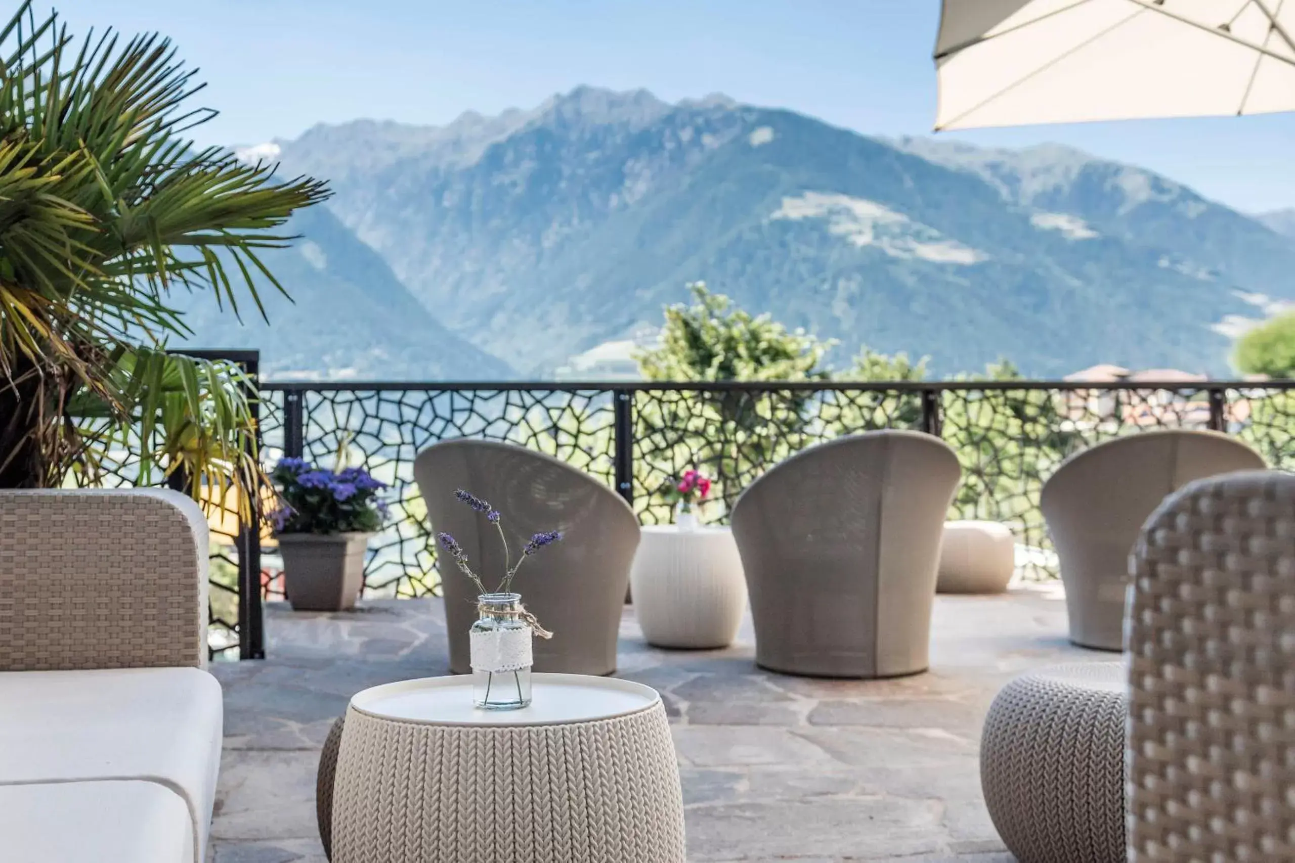 Balcony/Terrace, Mountain View in Hotel Schwefelbad (Schenna Resort)